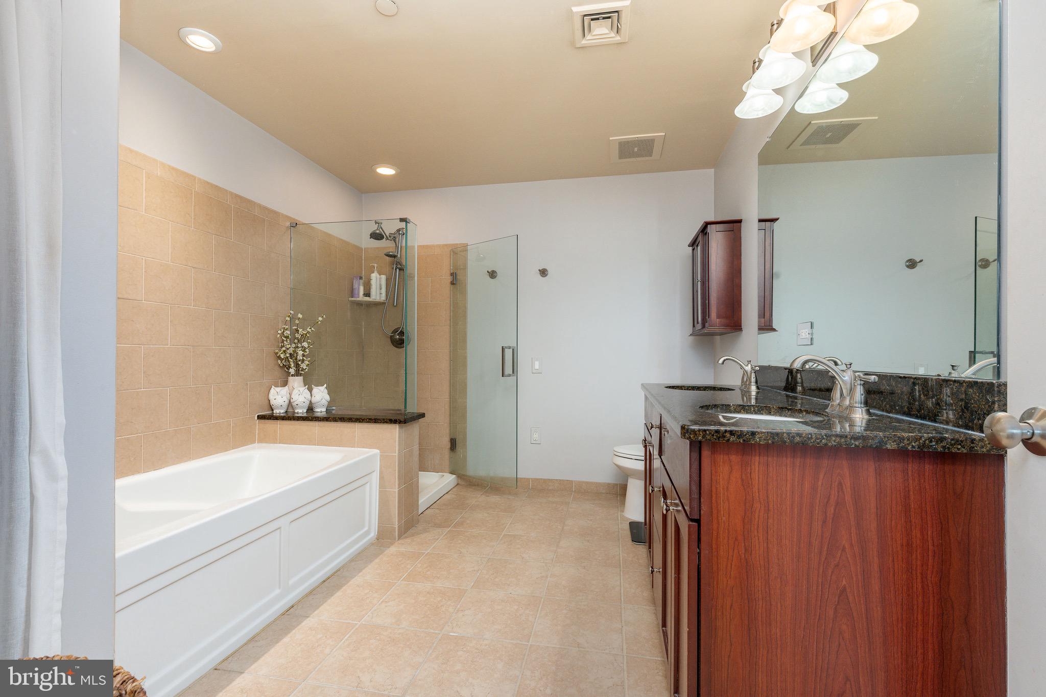 500 ADMIRALS WAY 214