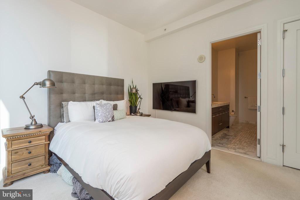 1414 S PENN SQUARE 25G