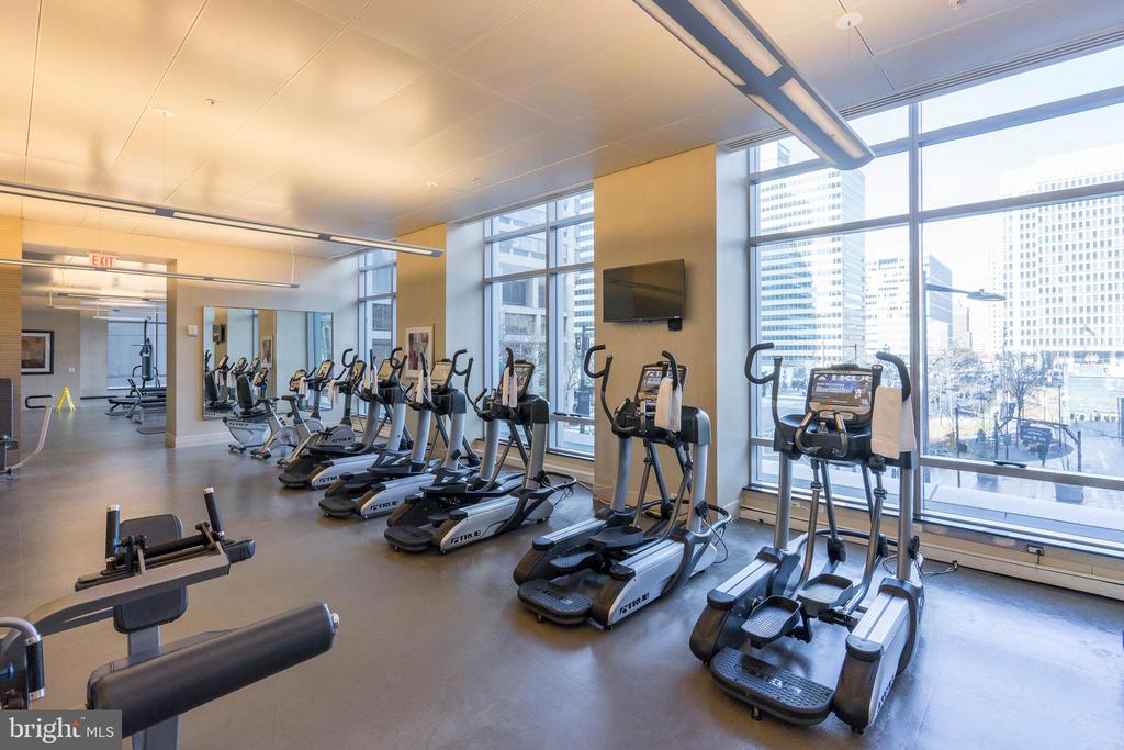 1414 S PENN SQUARE 25G