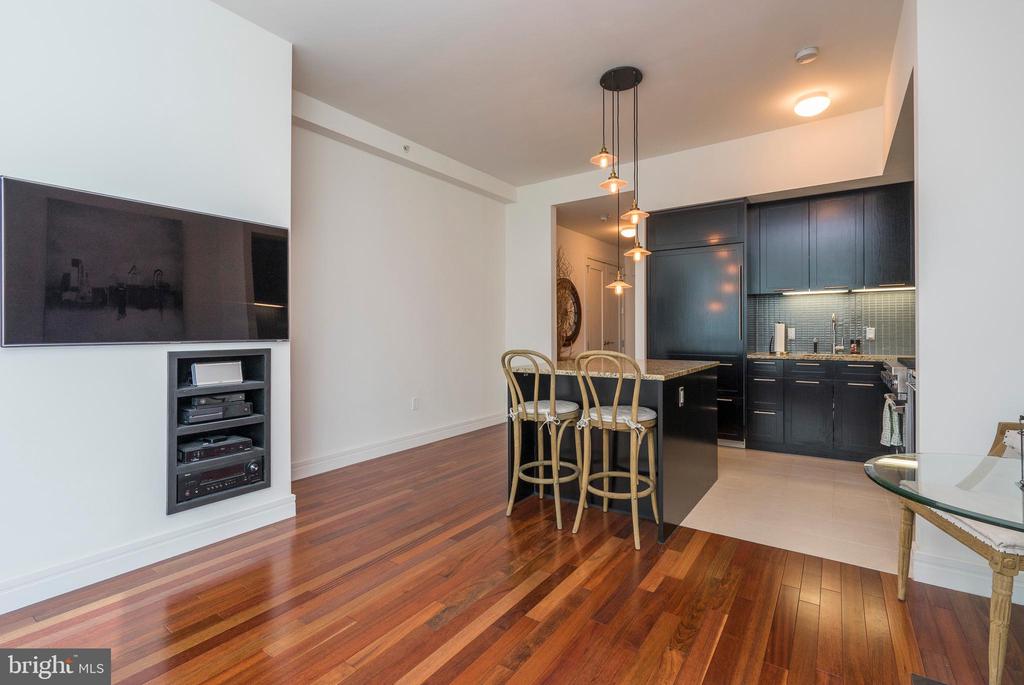 1414 S PENN SQUARE 25G