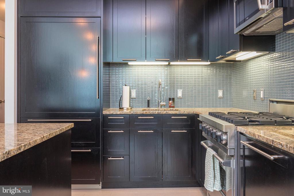 1414 S PENN SQUARE 25G