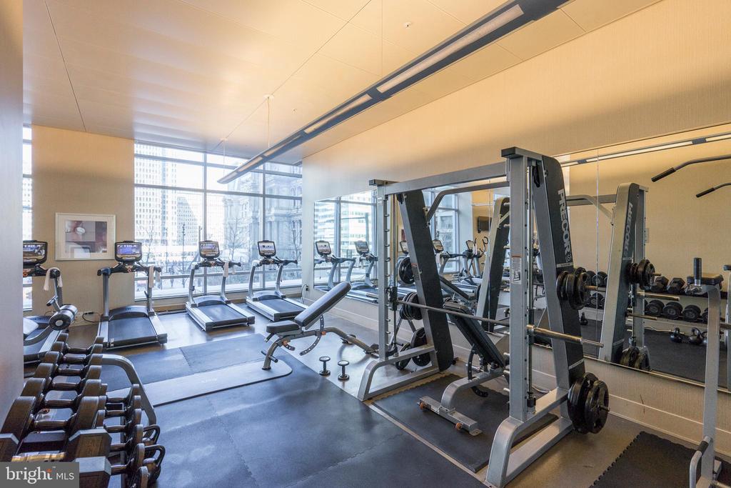 1414 S PENN SQUARE 25G