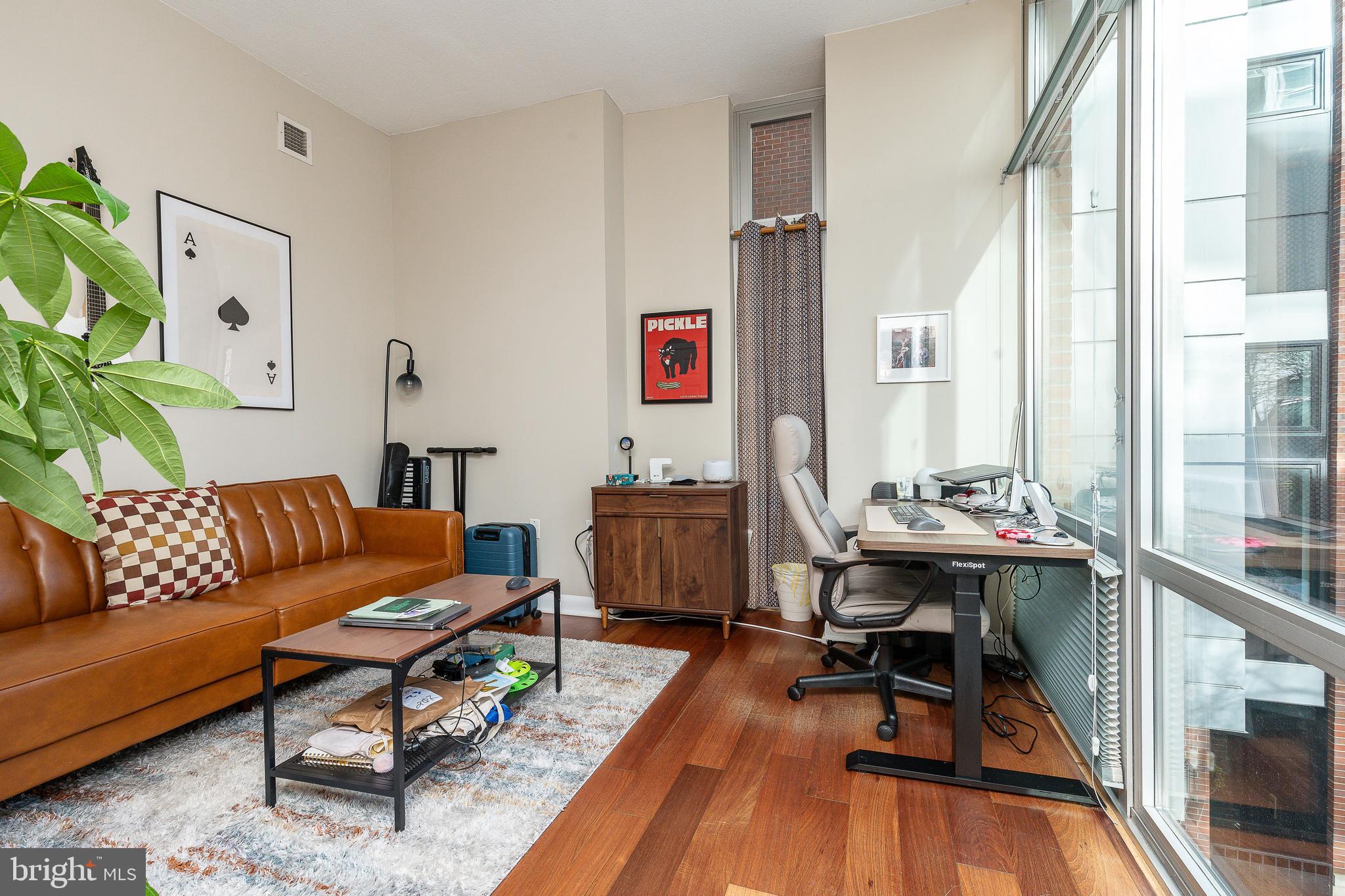 22 S FRONT STREET 207