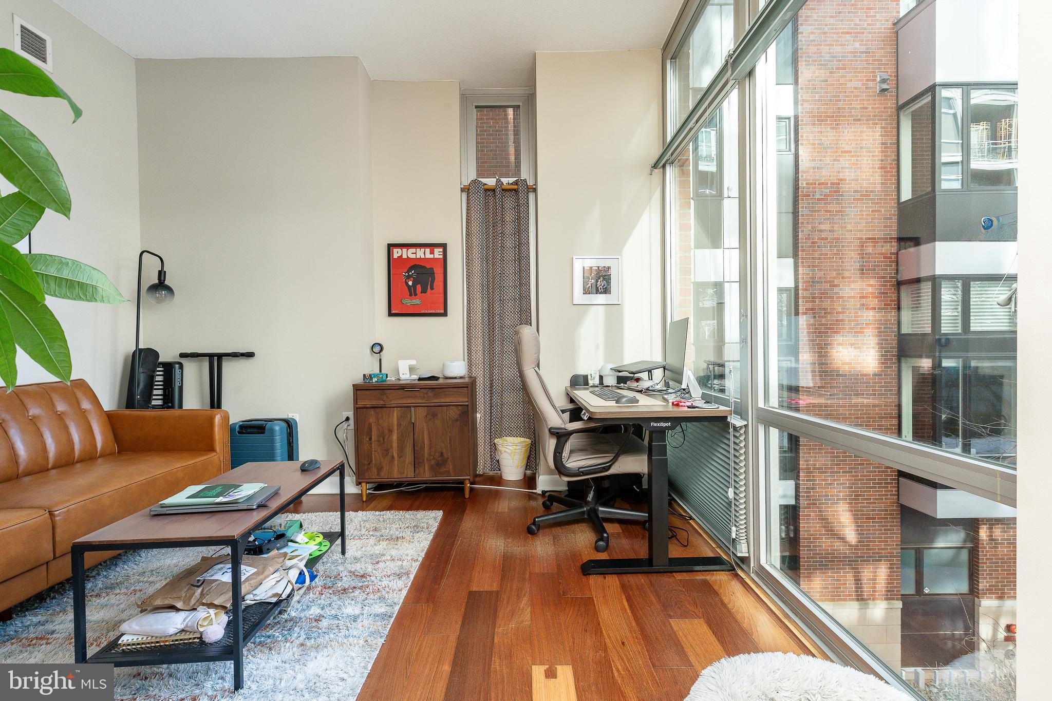 22 S FRONT STREET 207