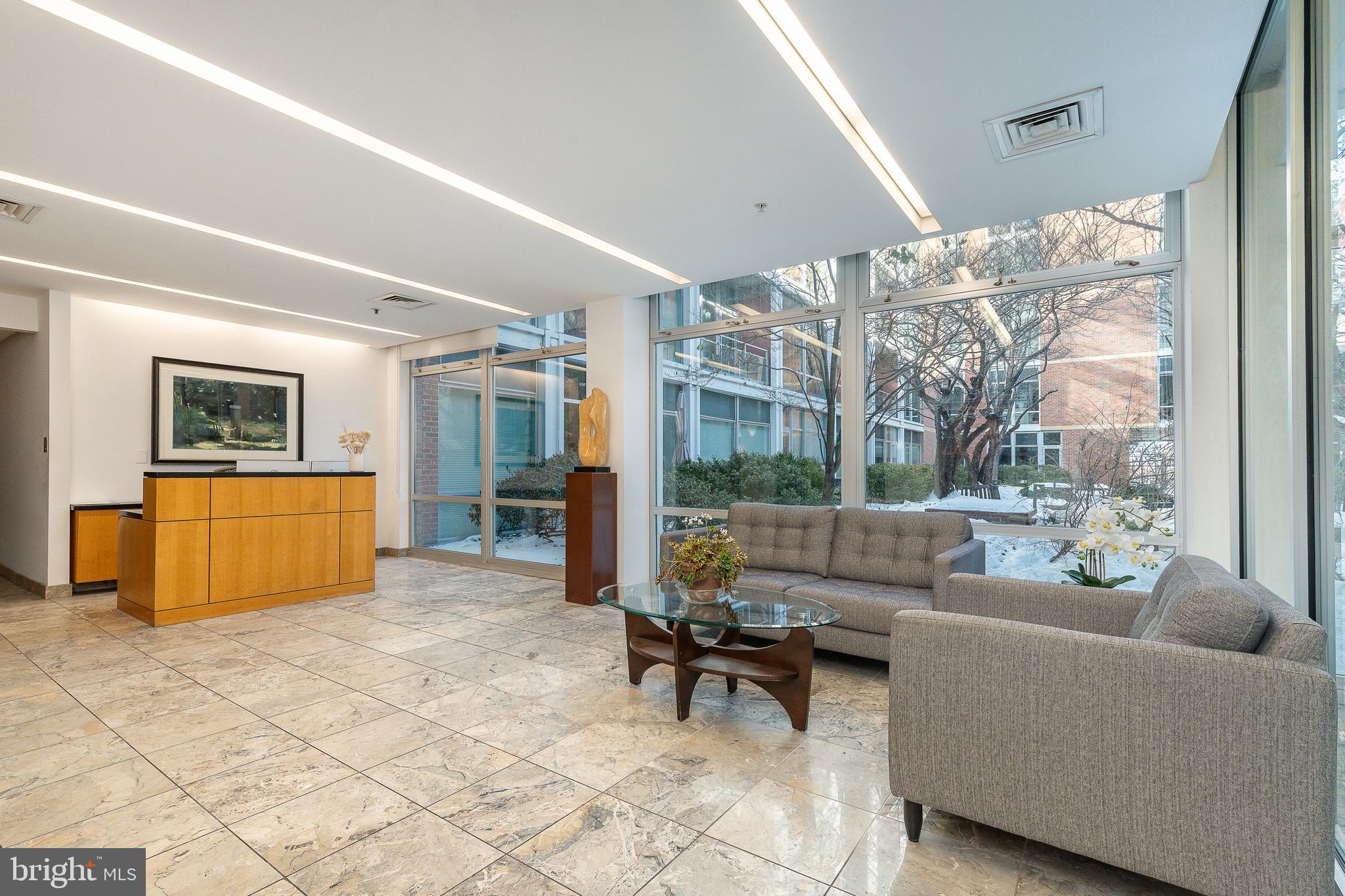 22 S FRONT STREET 207