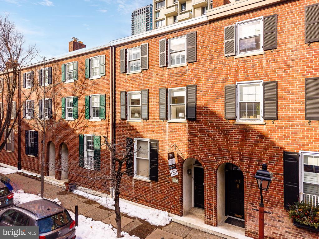 621 SPRUCE STREET
