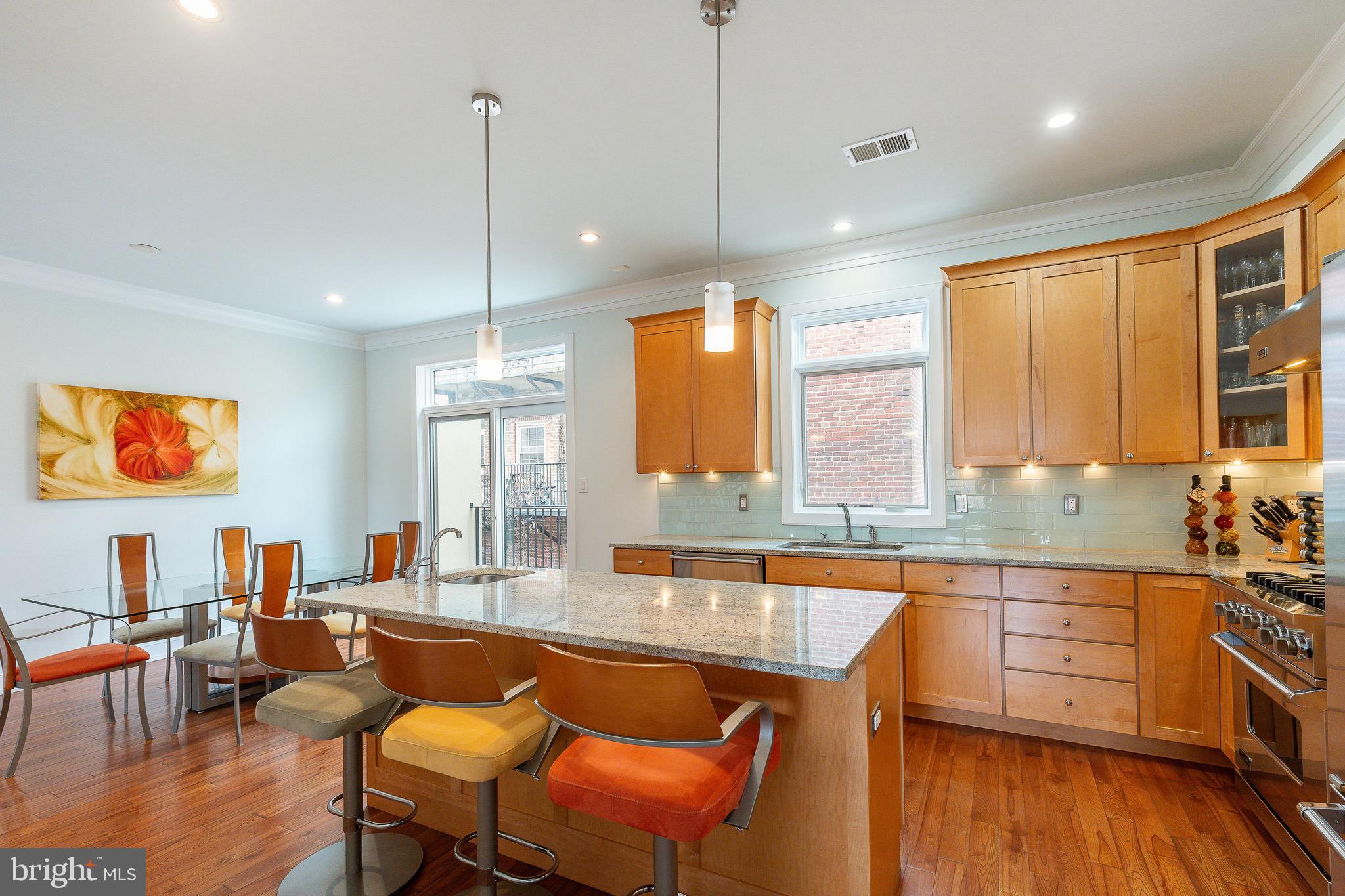 752 S DORRANCE STREET