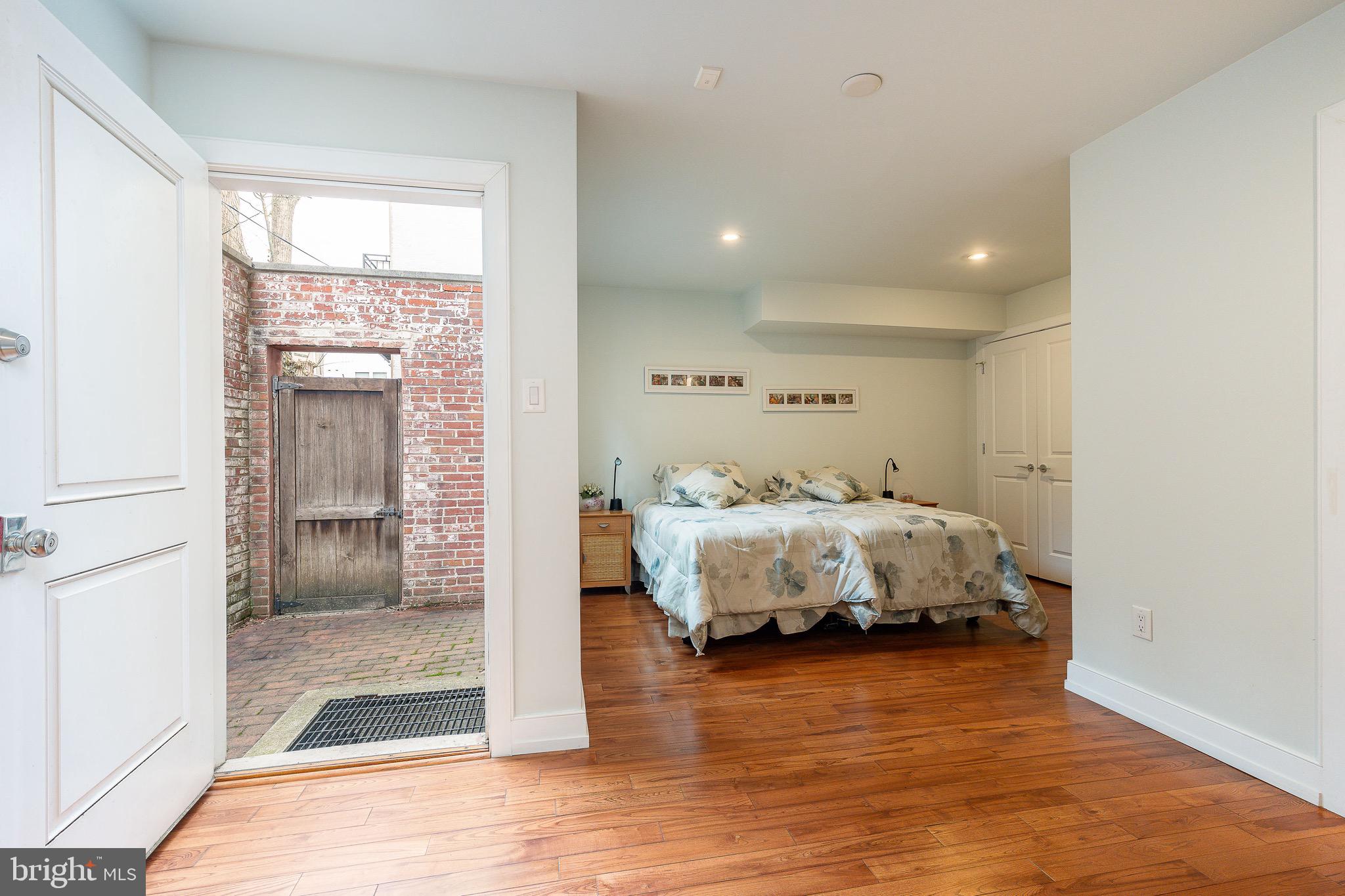 752 S DORRANCE STREET