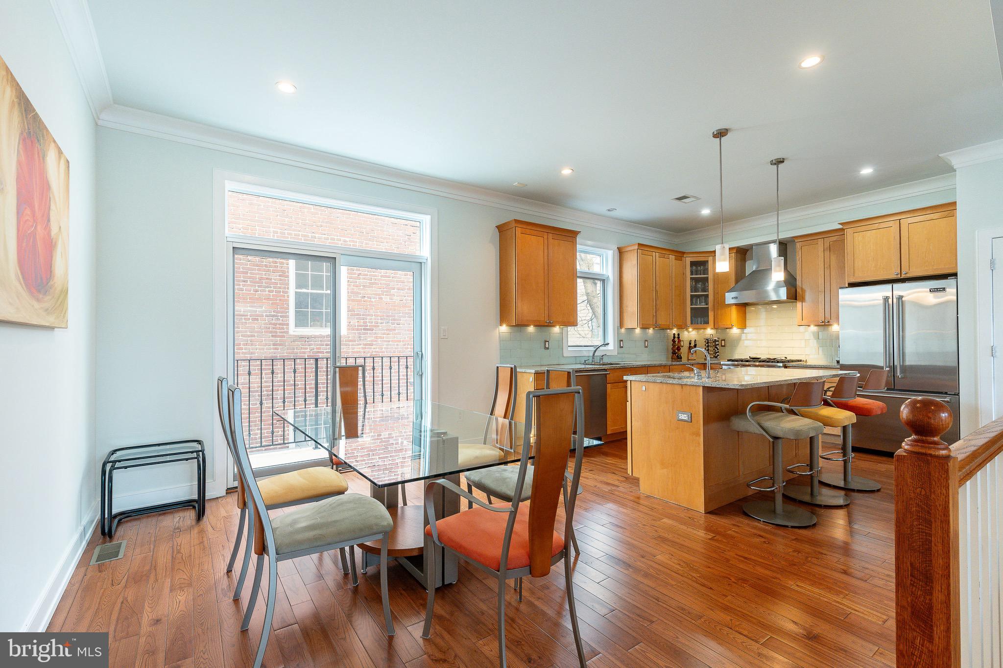 752 S DORRANCE STREET