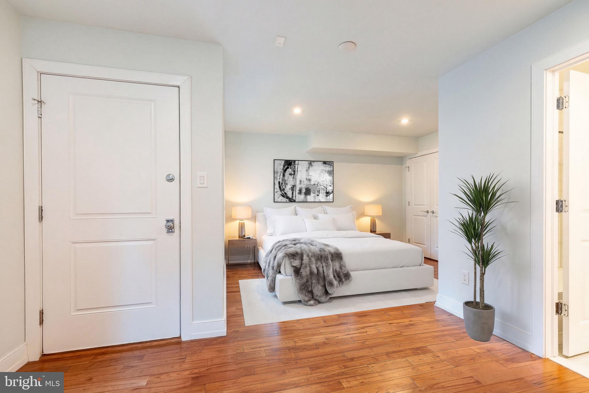 752 S DORRANCE STREET