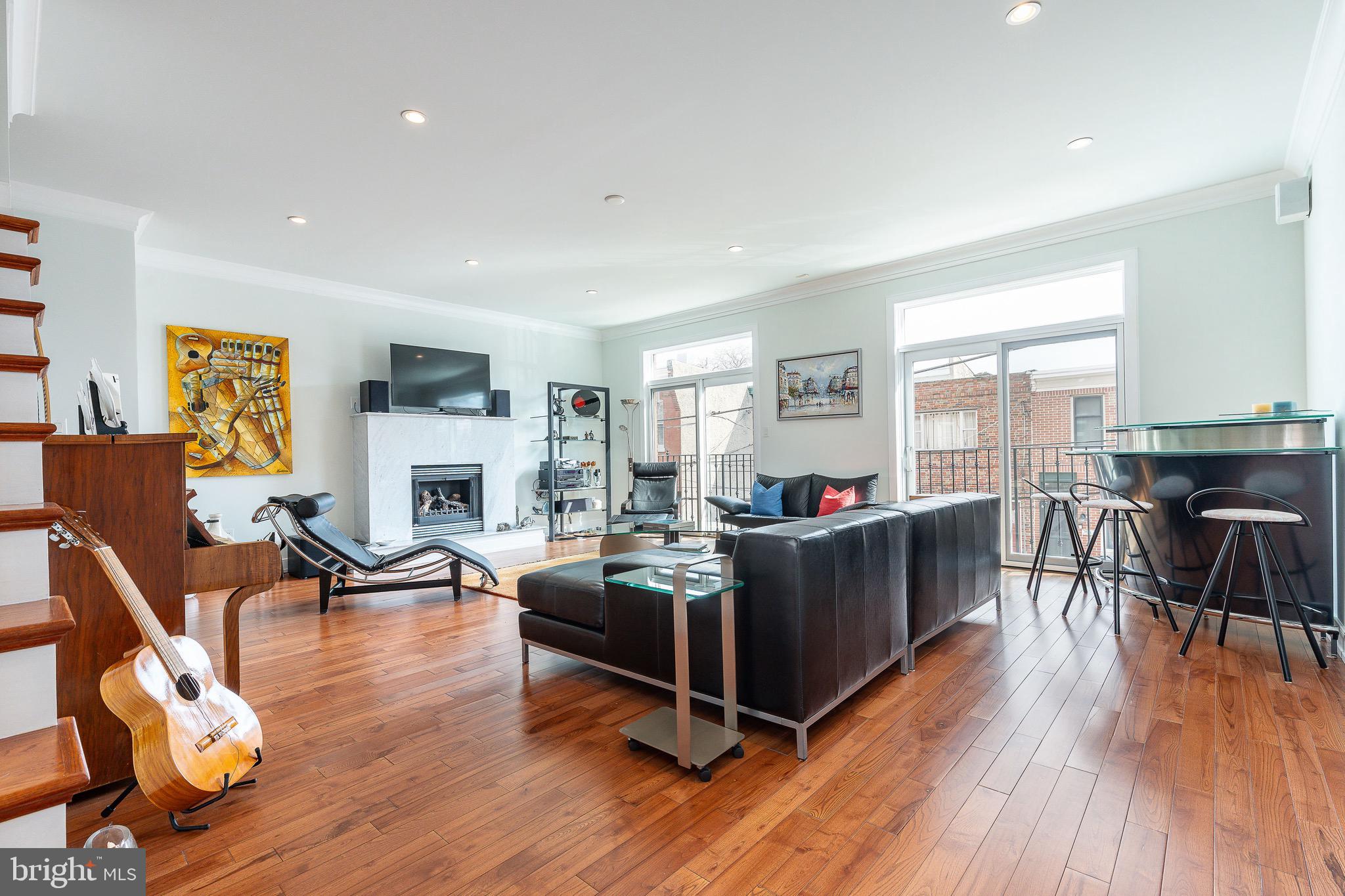 752 S DORRANCE STREET