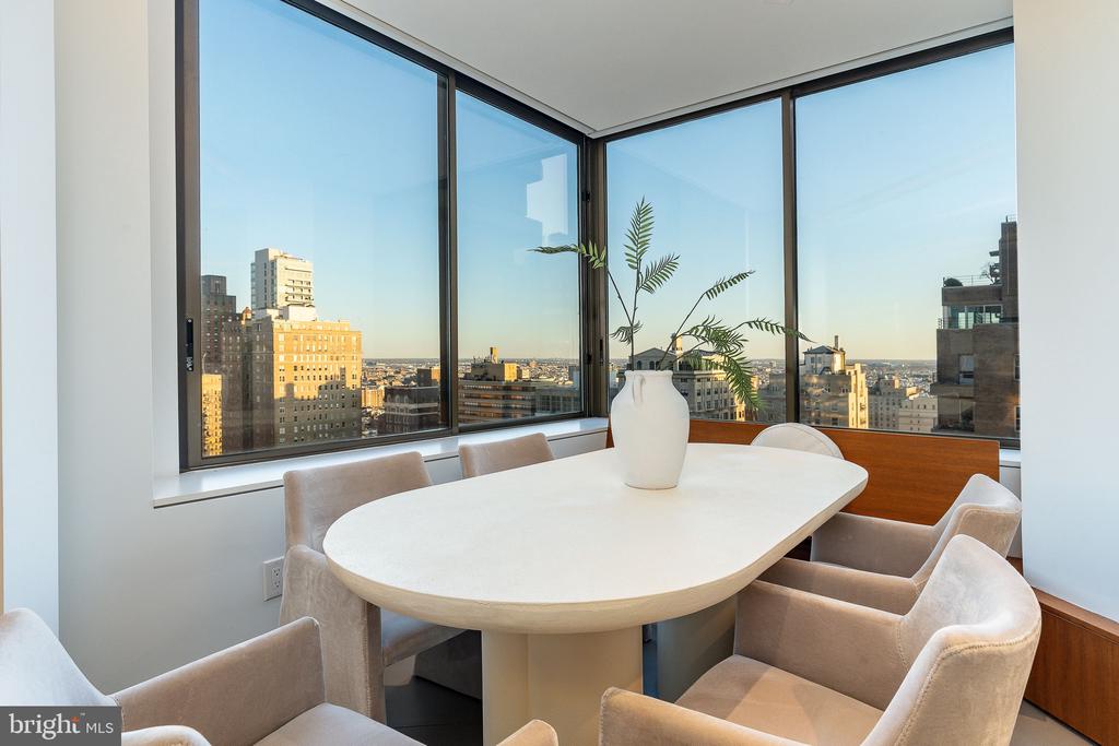 210 W RITTENHOUSE SQUARE 2106-07