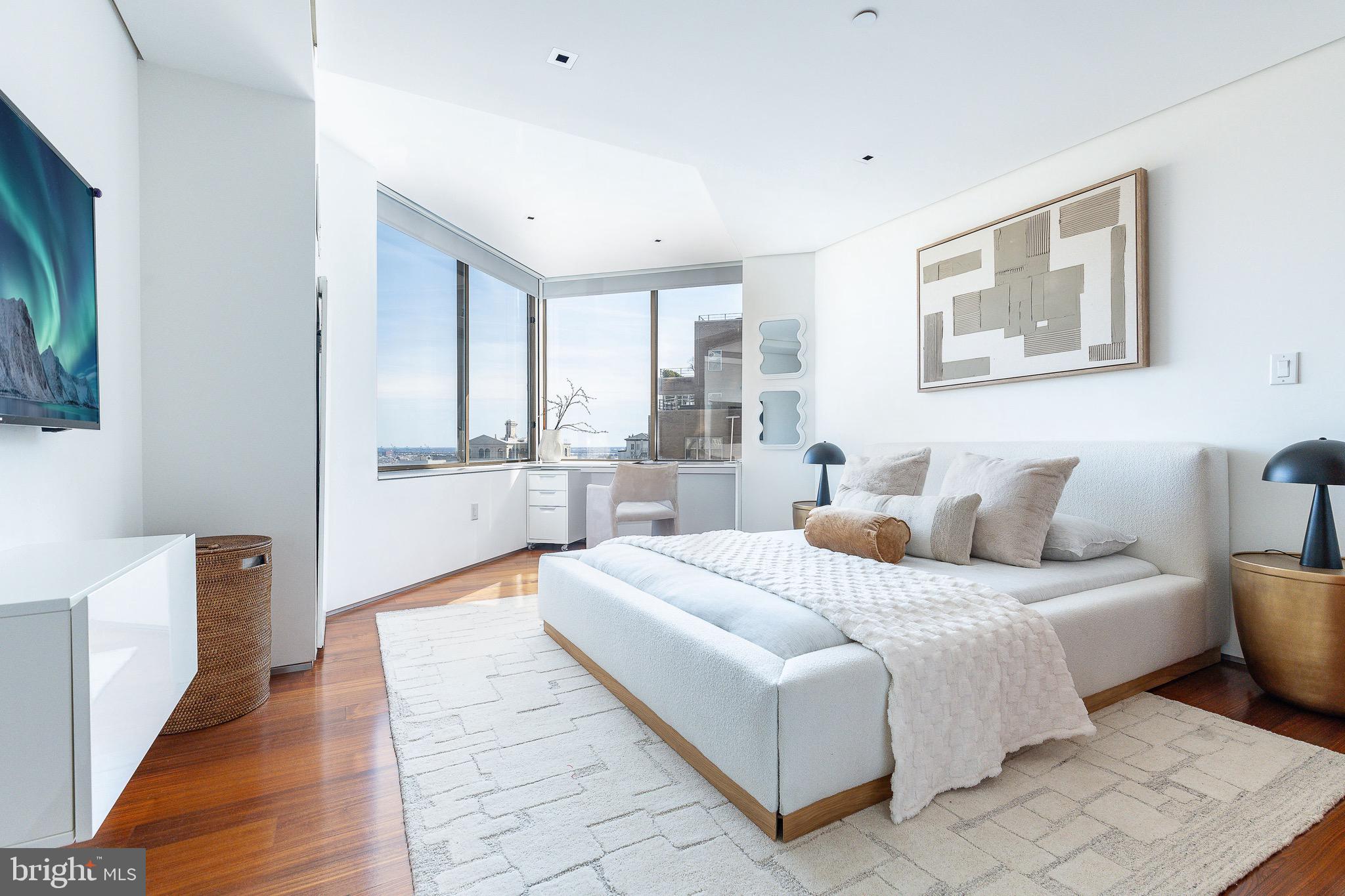 210 W RITTENHOUSE SQUARE 2106-07