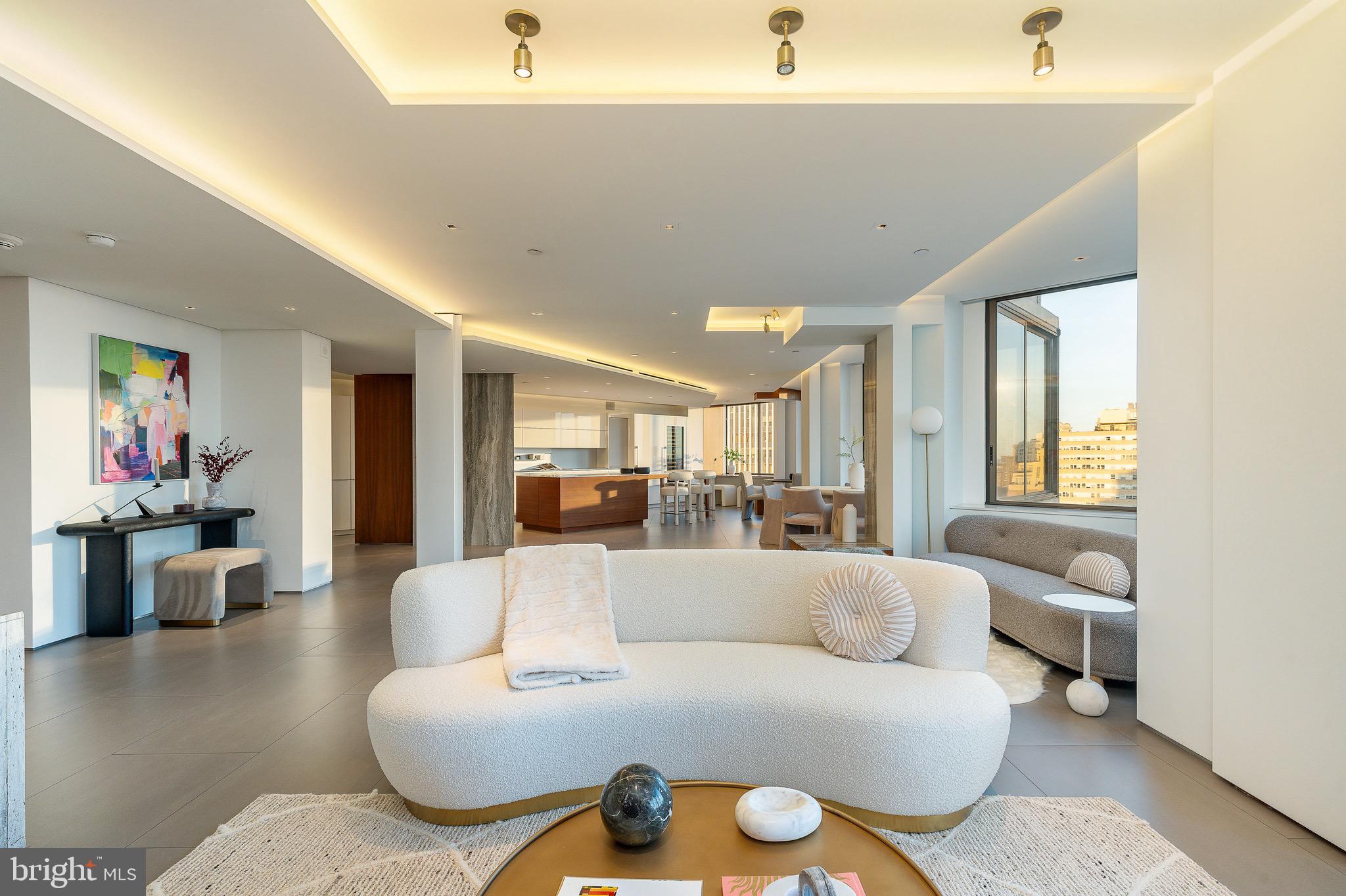 210 W RITTENHOUSE SQUARE 2106-07