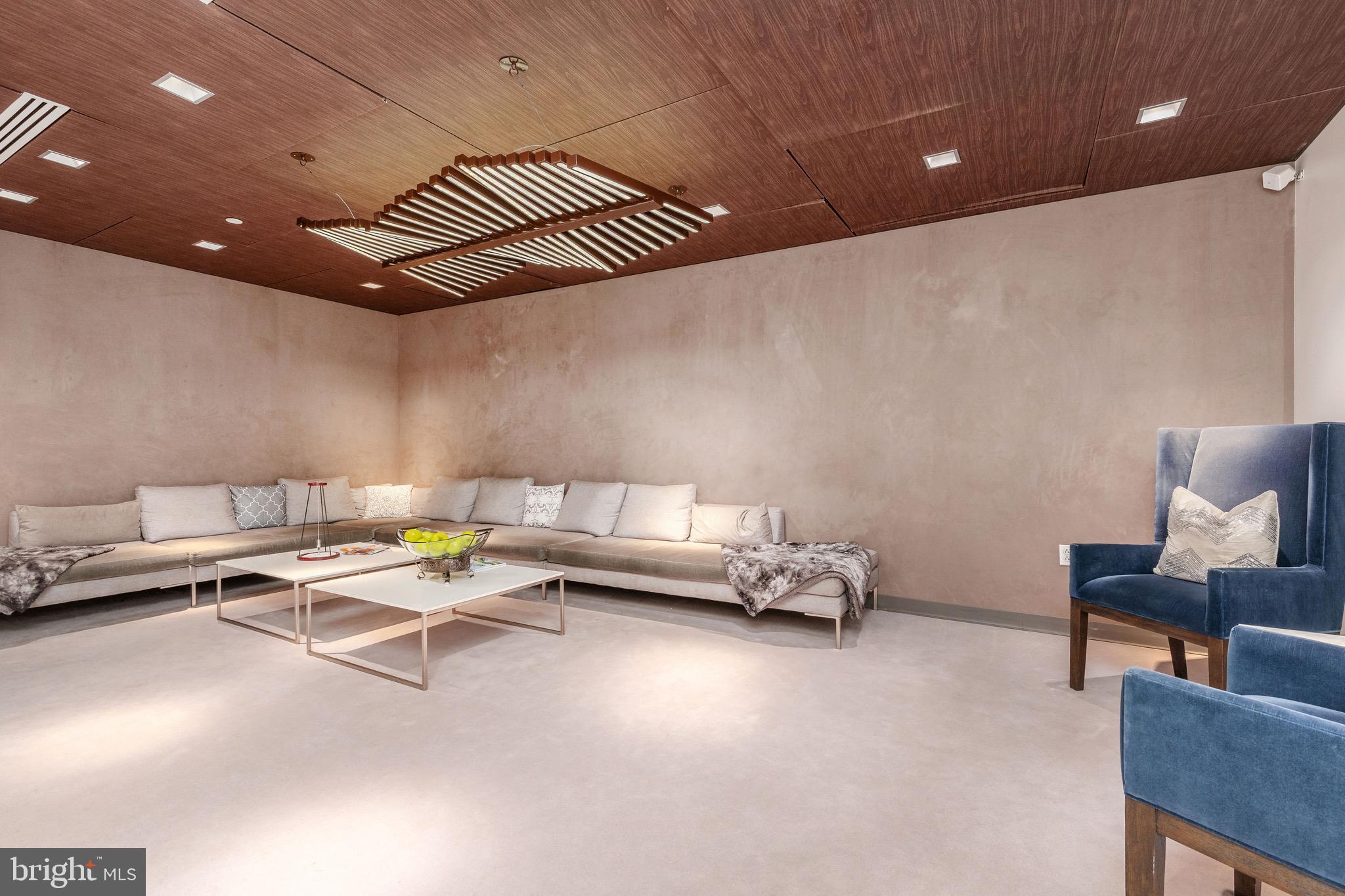 210 W RITTENHOUSE SQUARE 2106-07