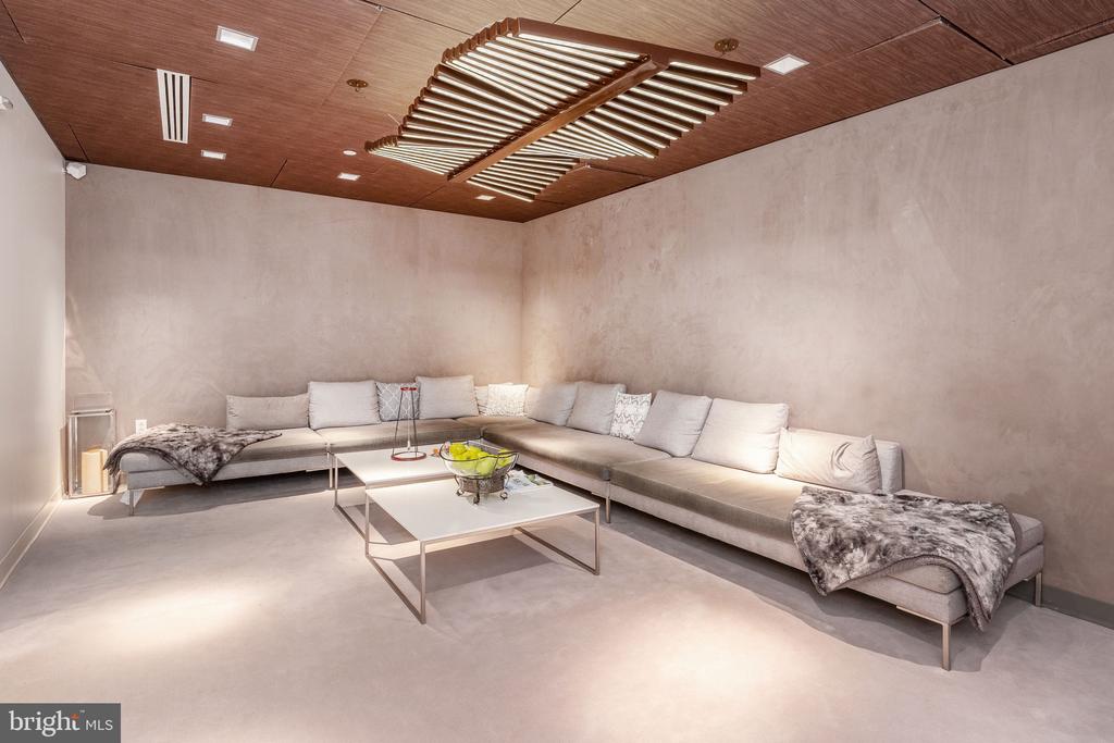 210 W RITTENHOUSE SQUARE 2106-07