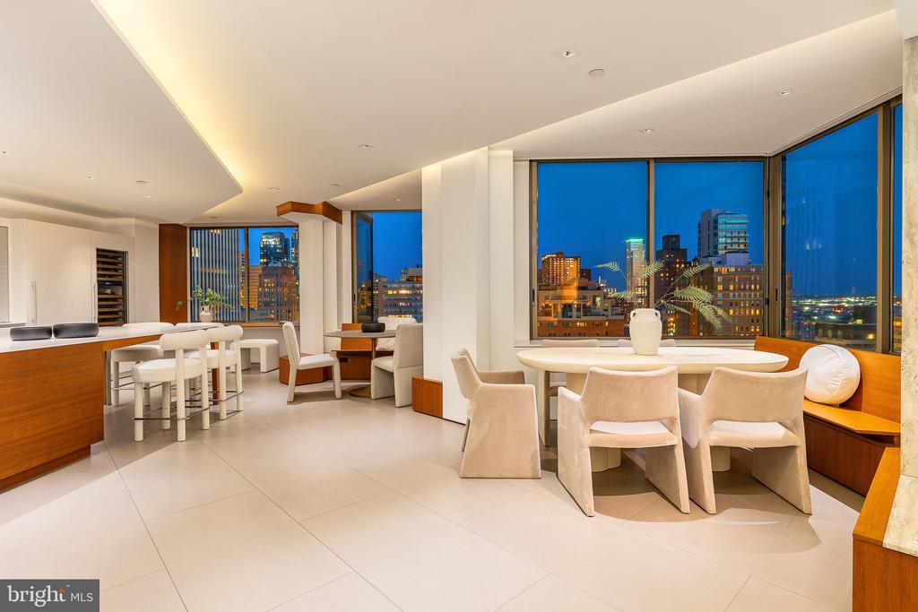 210 W RITTENHOUSE SQUARE 2106-07