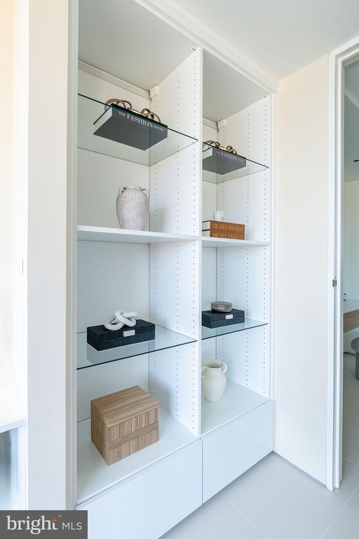 210 W RITTENHOUSE SQUARE 2106-07