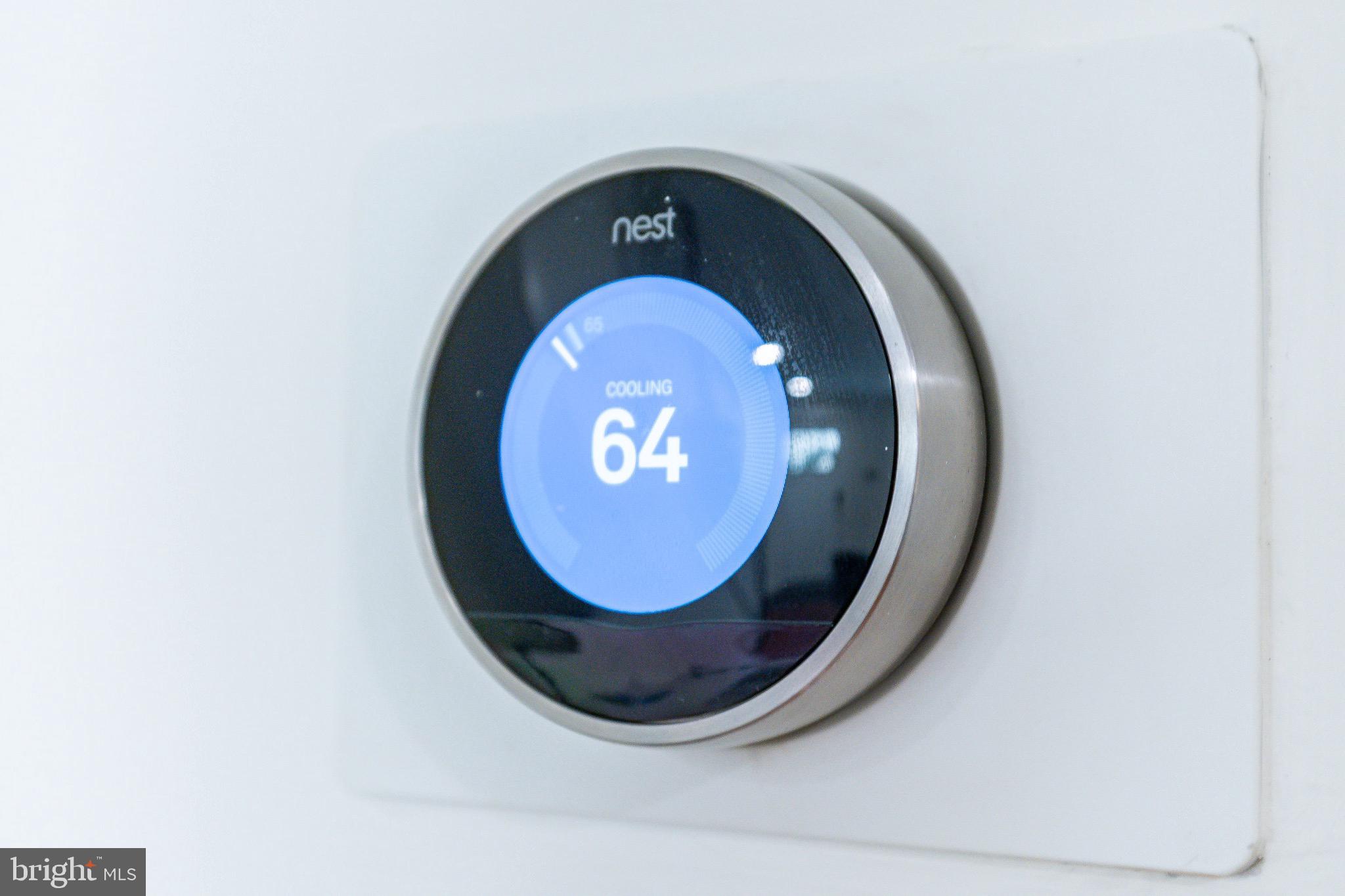 2528 CARPENTER STREET