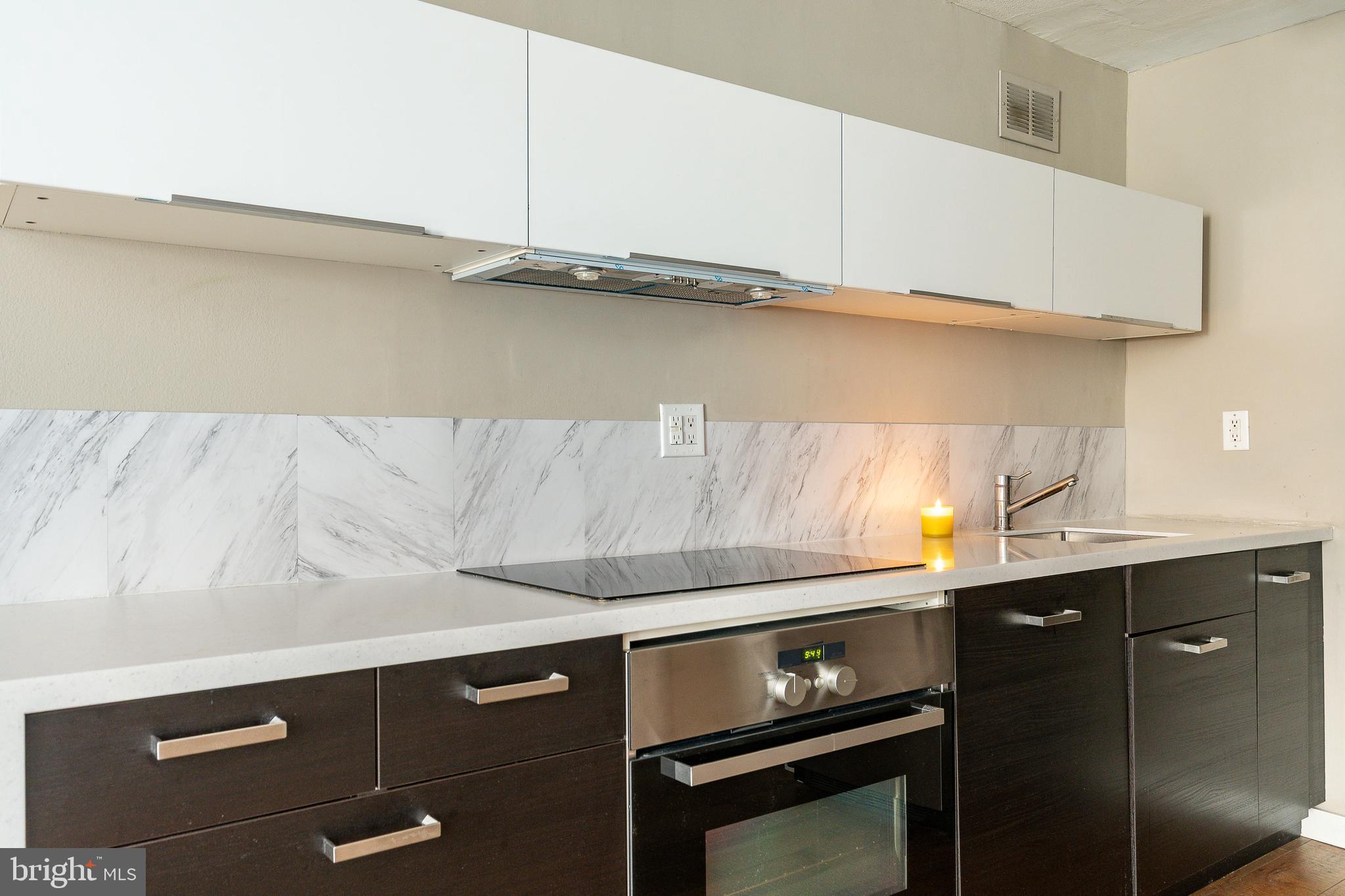 224 W RITTENHOUSE SQUARE 30 1618