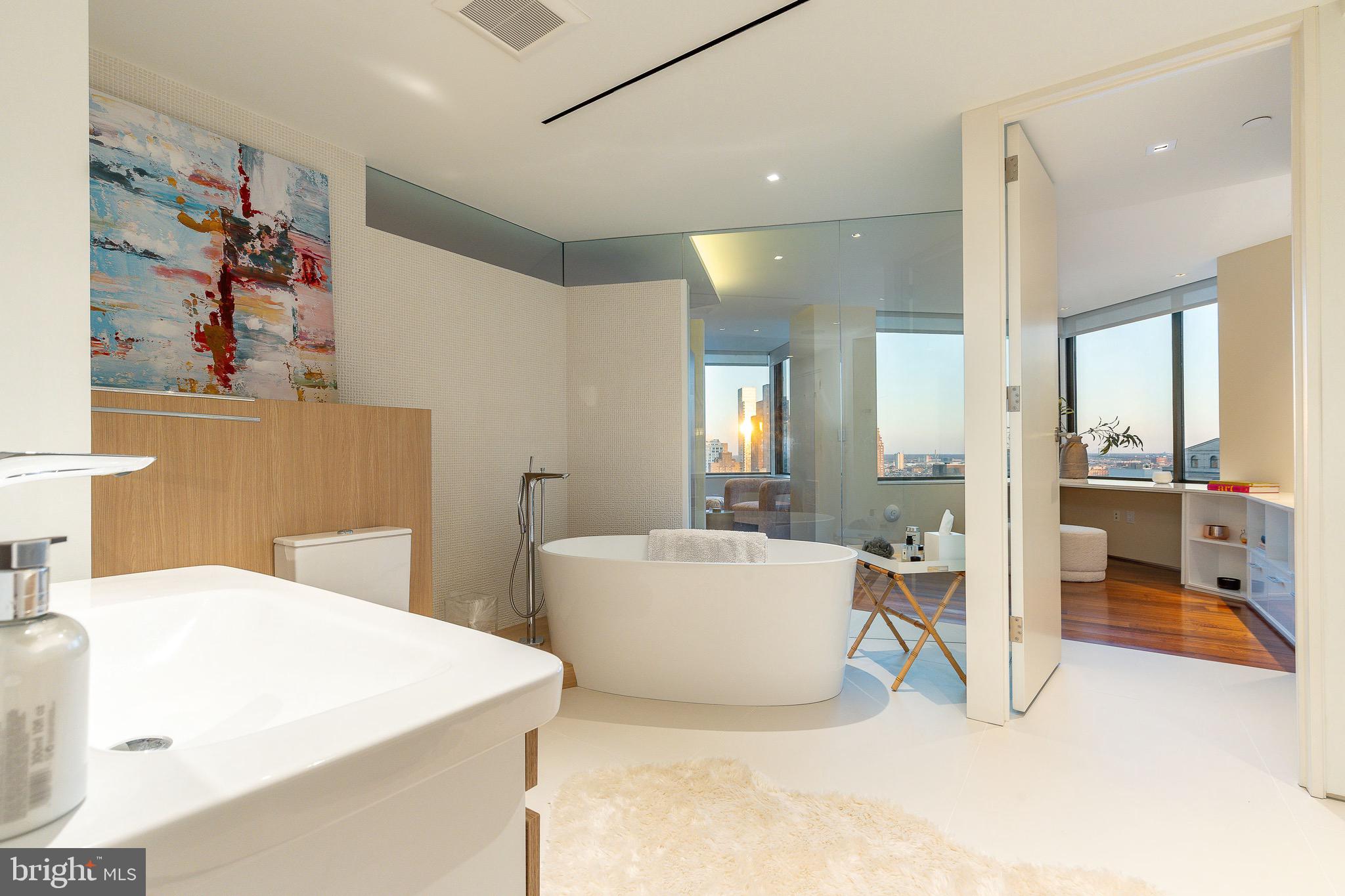 210 W RITTENHOUSE SQUARE 2106-2107