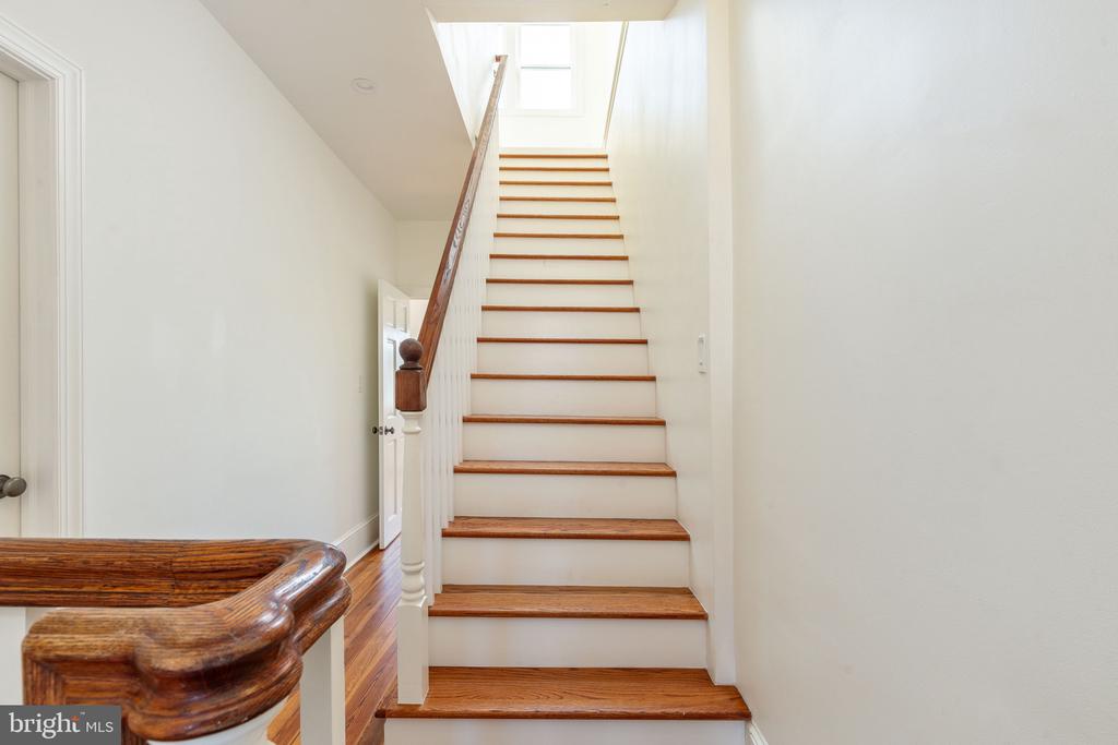 630 KIMBALL STREET