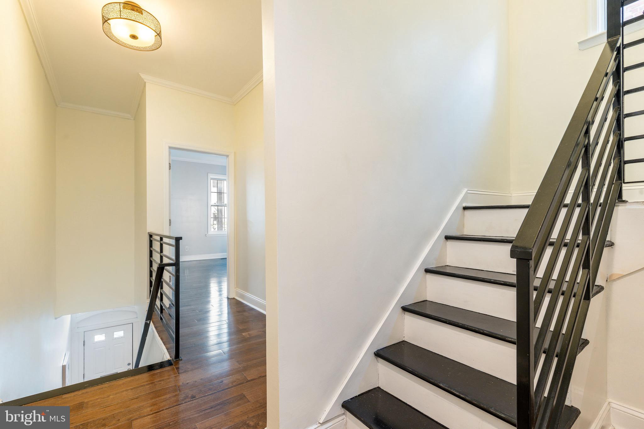 870 N 19TH STREET