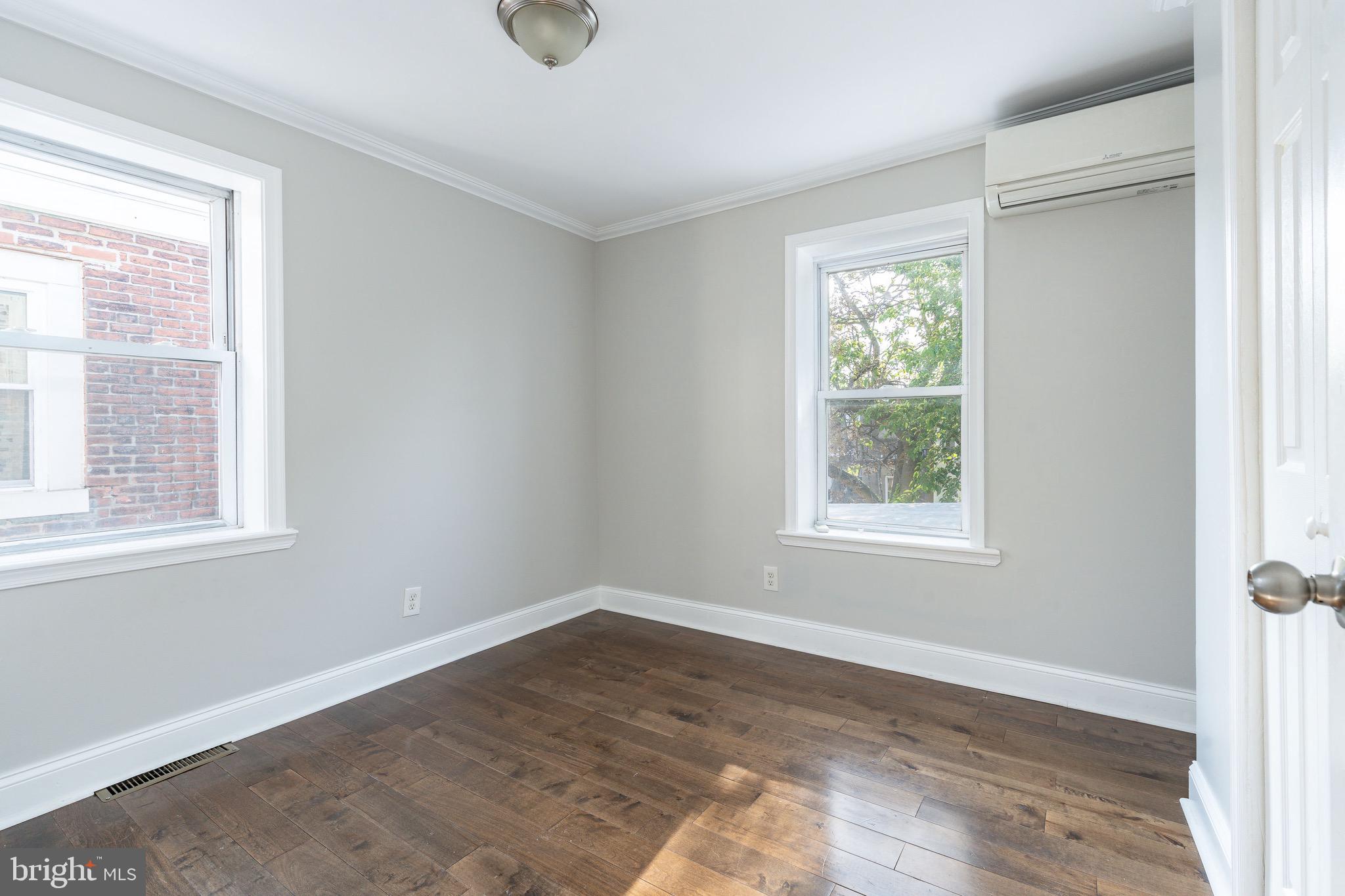 870 N 19TH STREET