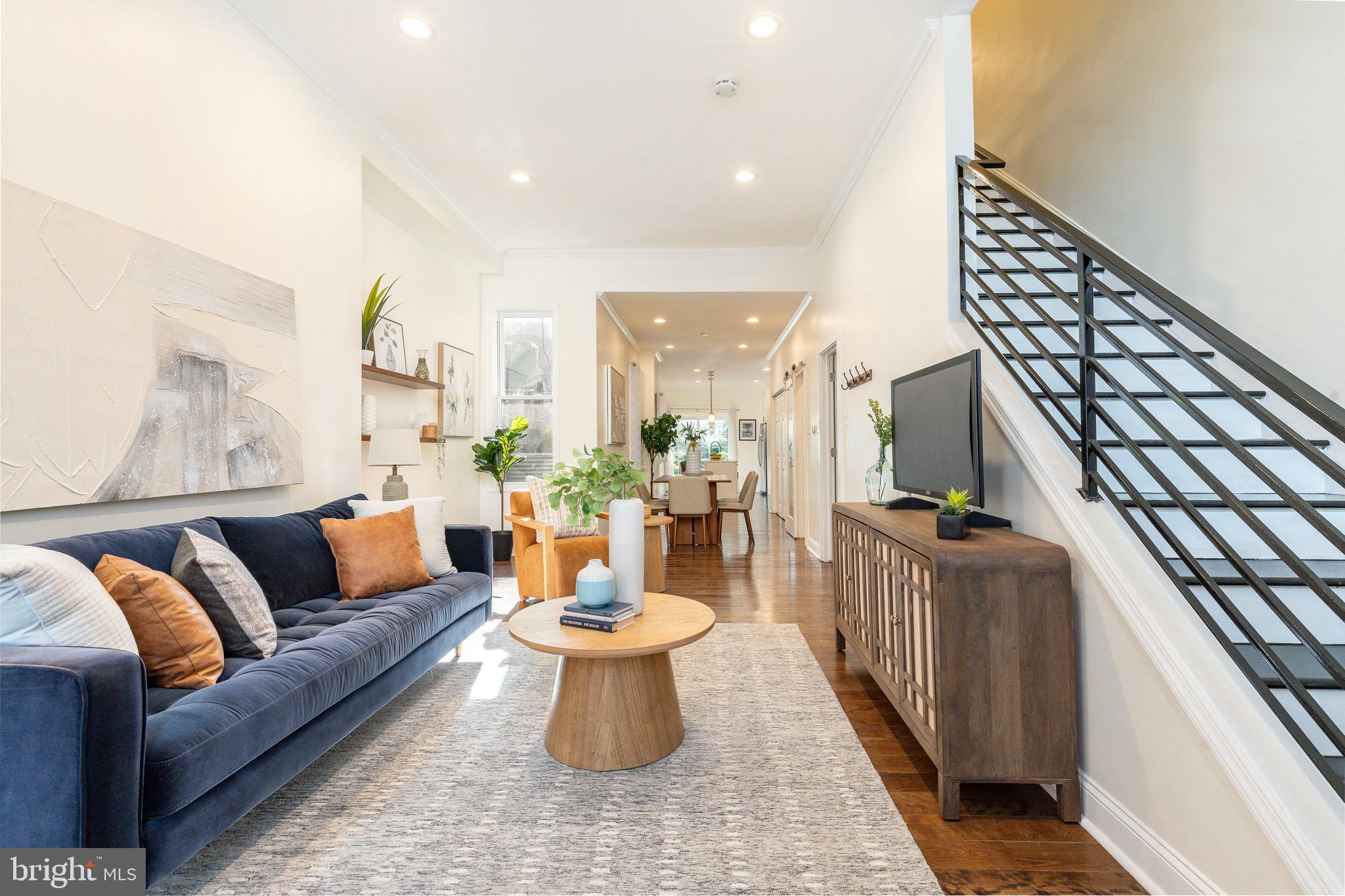 870 N 19TH STREET
