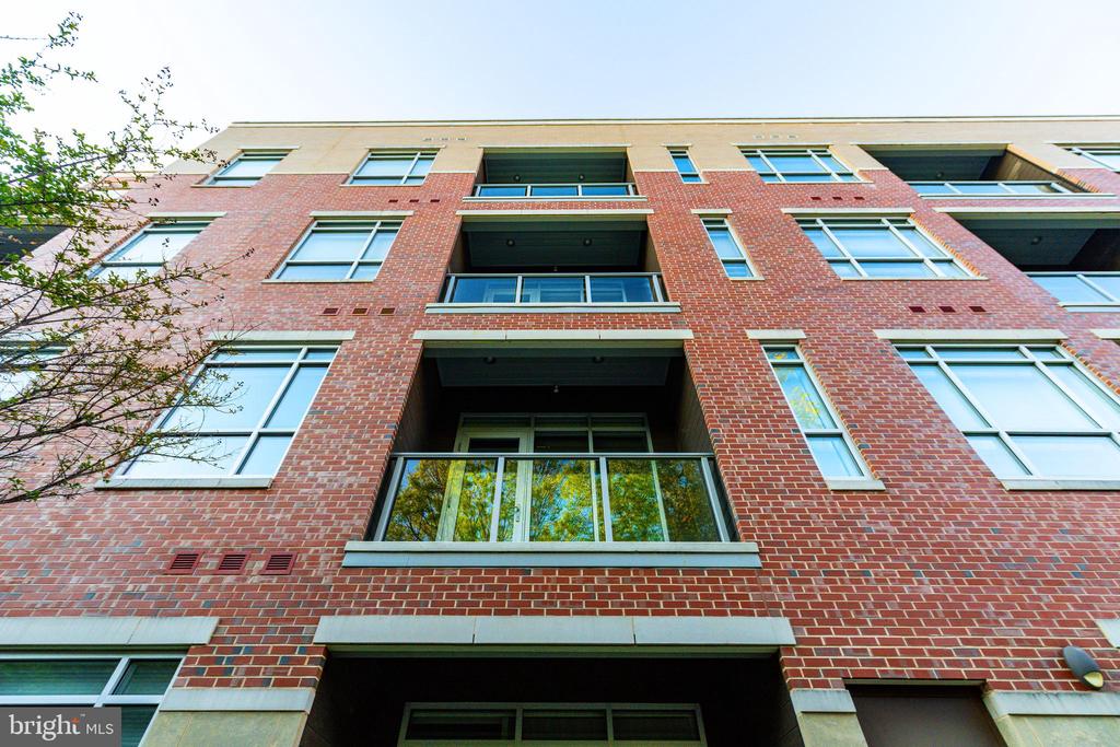 410 S FRONT STREET 102