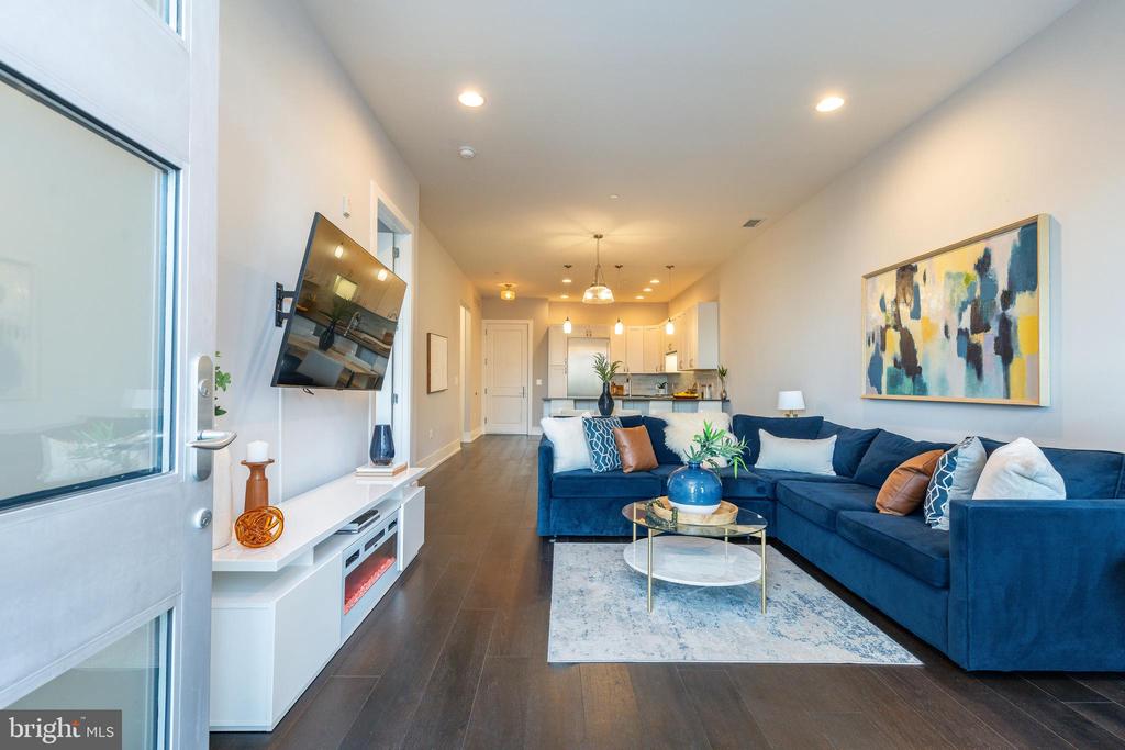 410 S FRONT STREET 102