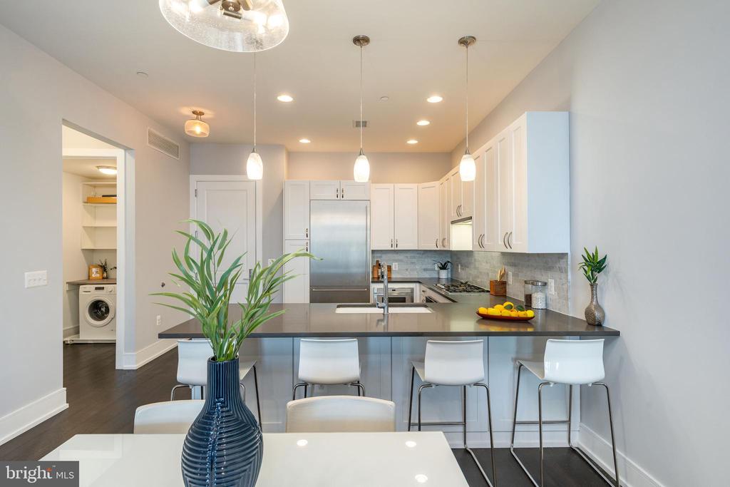 410 S FRONT STREET 102
