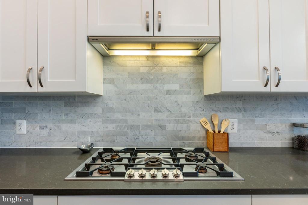 410 S FRONT STREET 102
