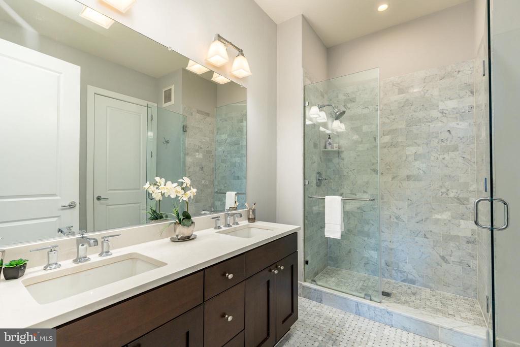 410 S FRONT STREET 102