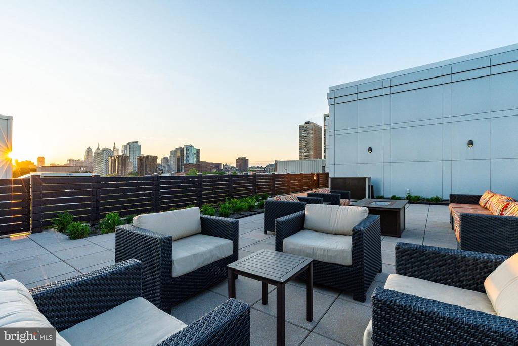 410 S FRONT STREET 102