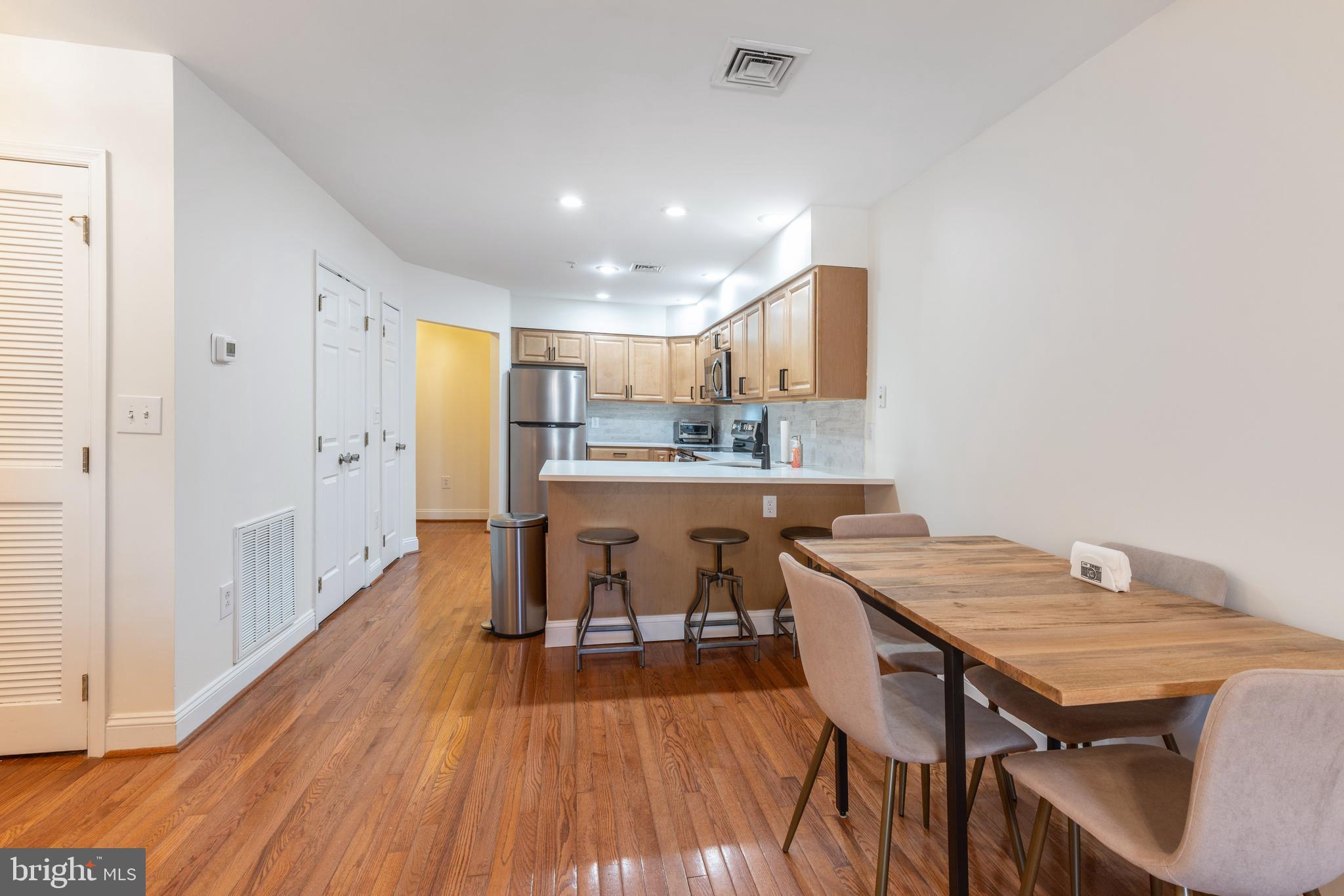 209 N 3RD STREET 3B