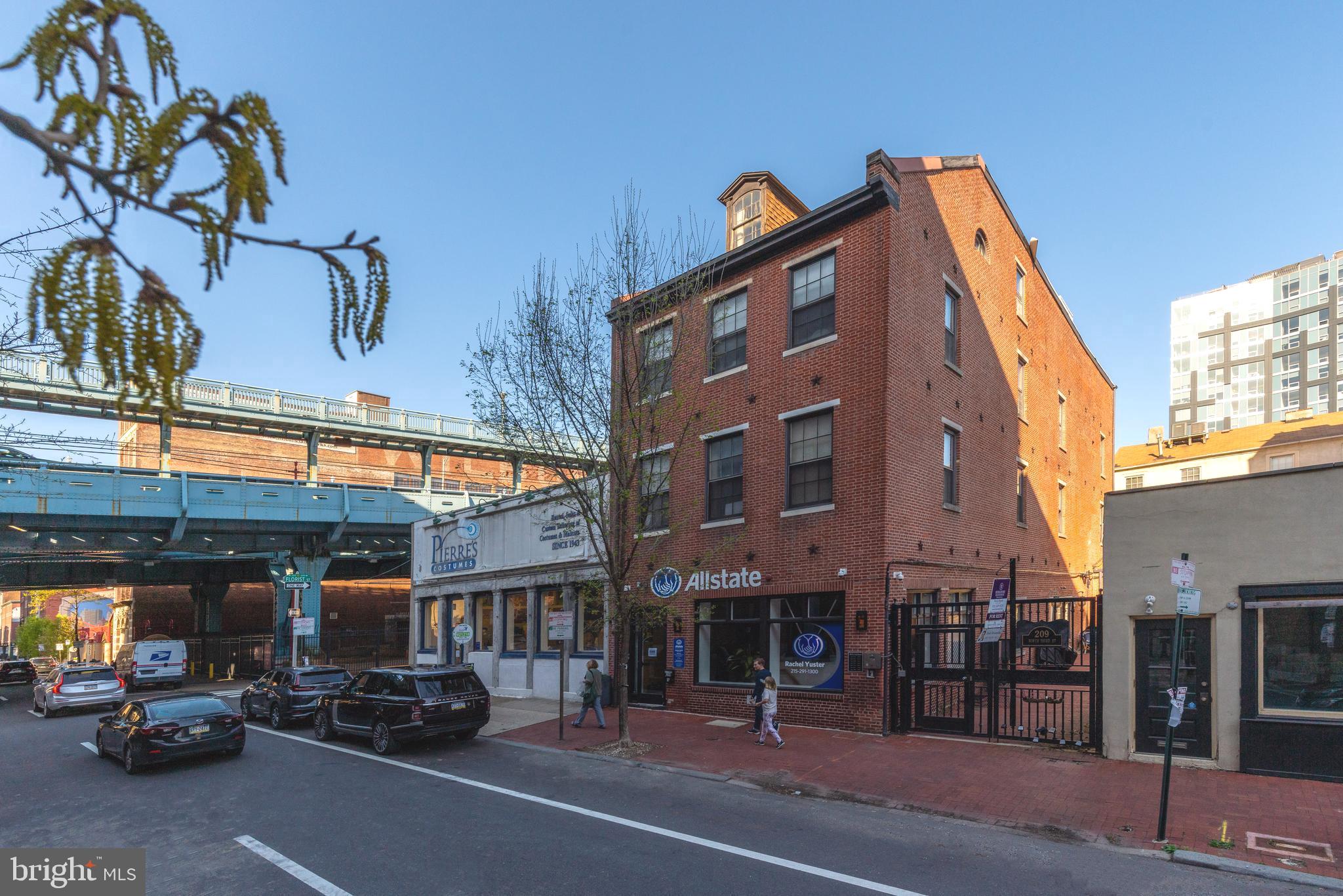 209 N 3RD STREET 3B