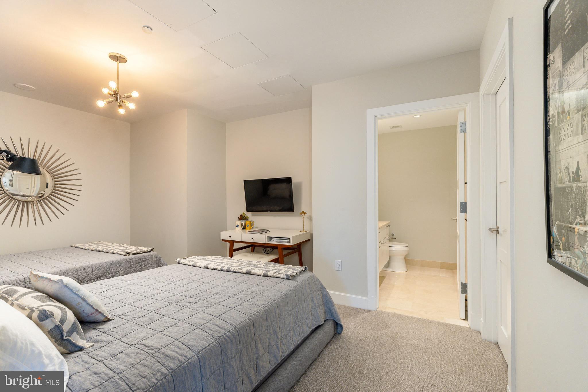 50 S 16TH STREET 5205