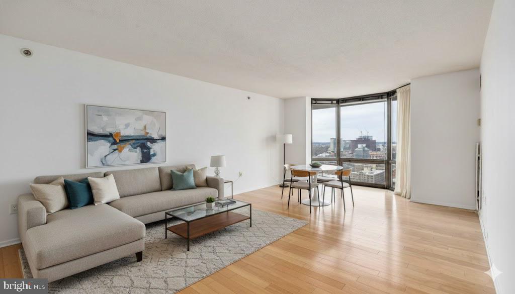 2020 WALNUT STREET 29J