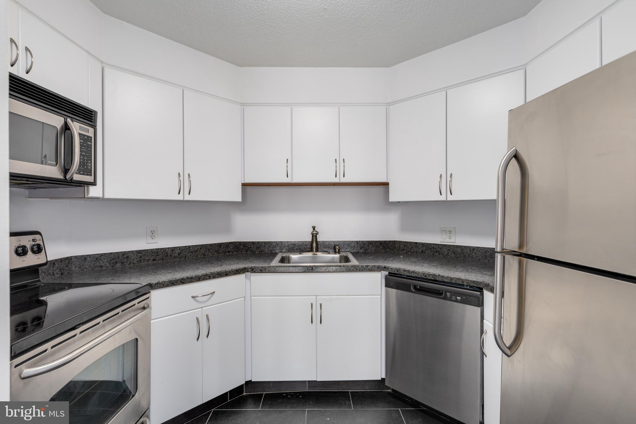 2020 WALNUT STREET 29J
