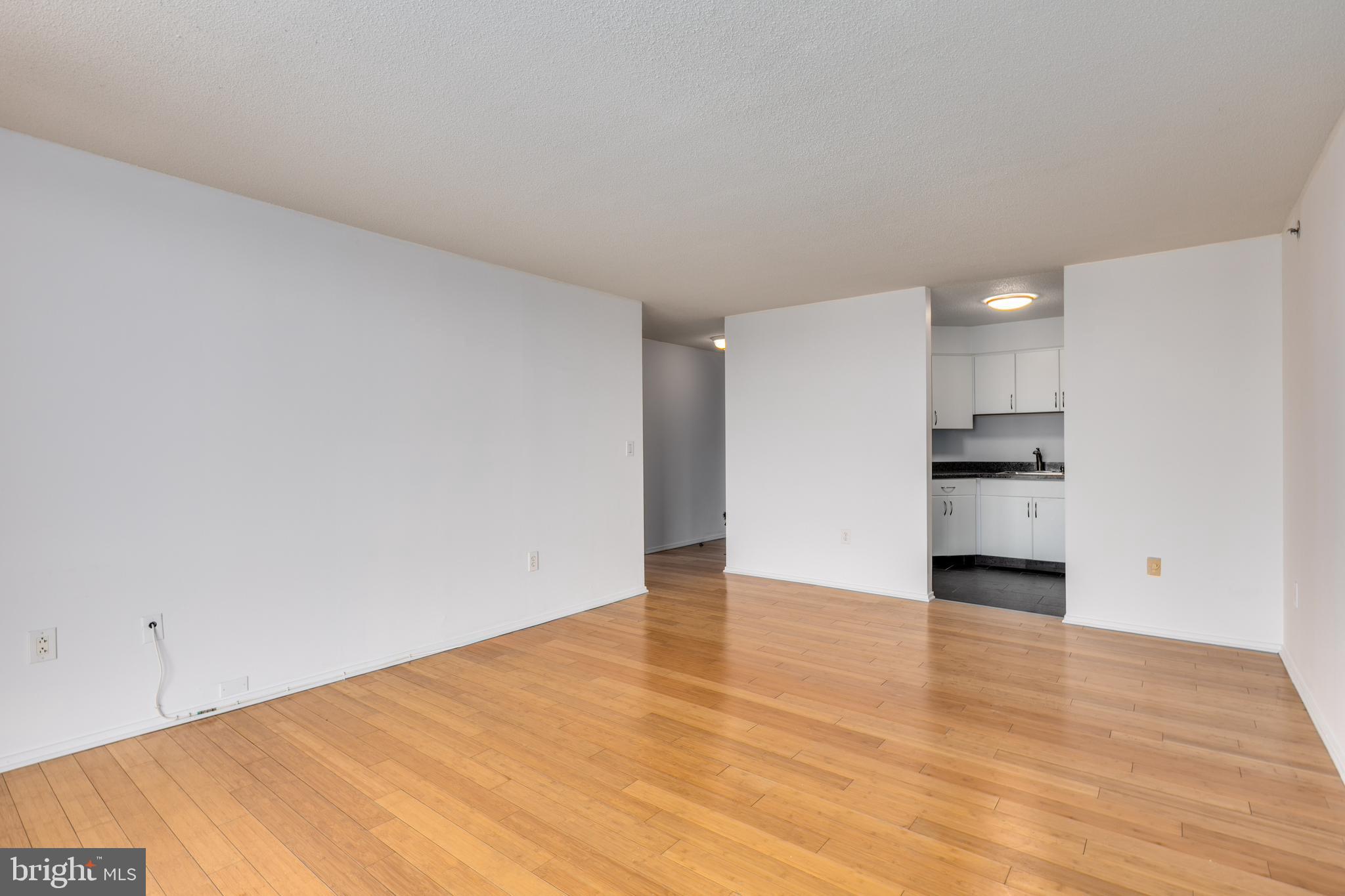 2020 WALNUT STREET 29J