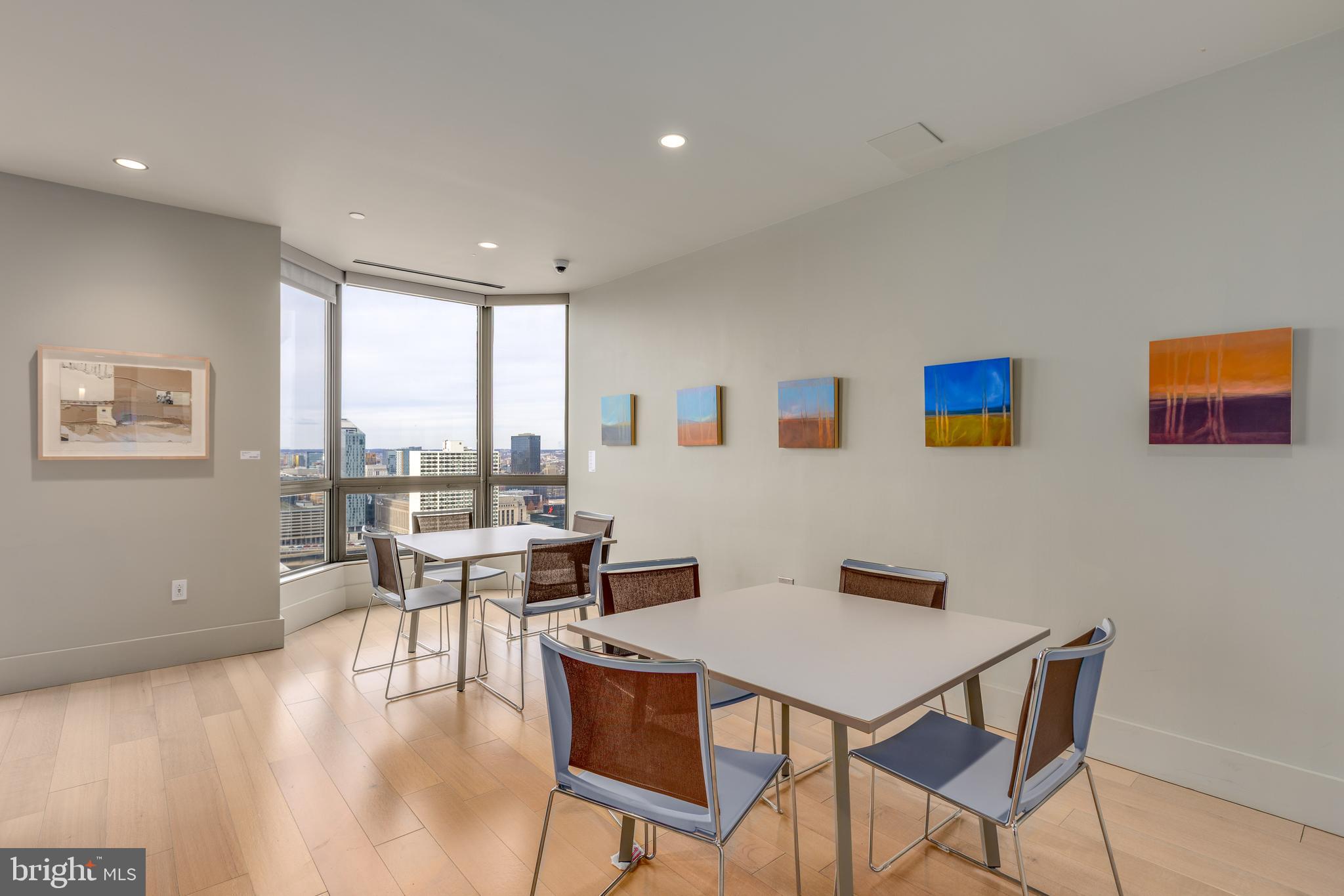 2020 WALNUT STREET 29J