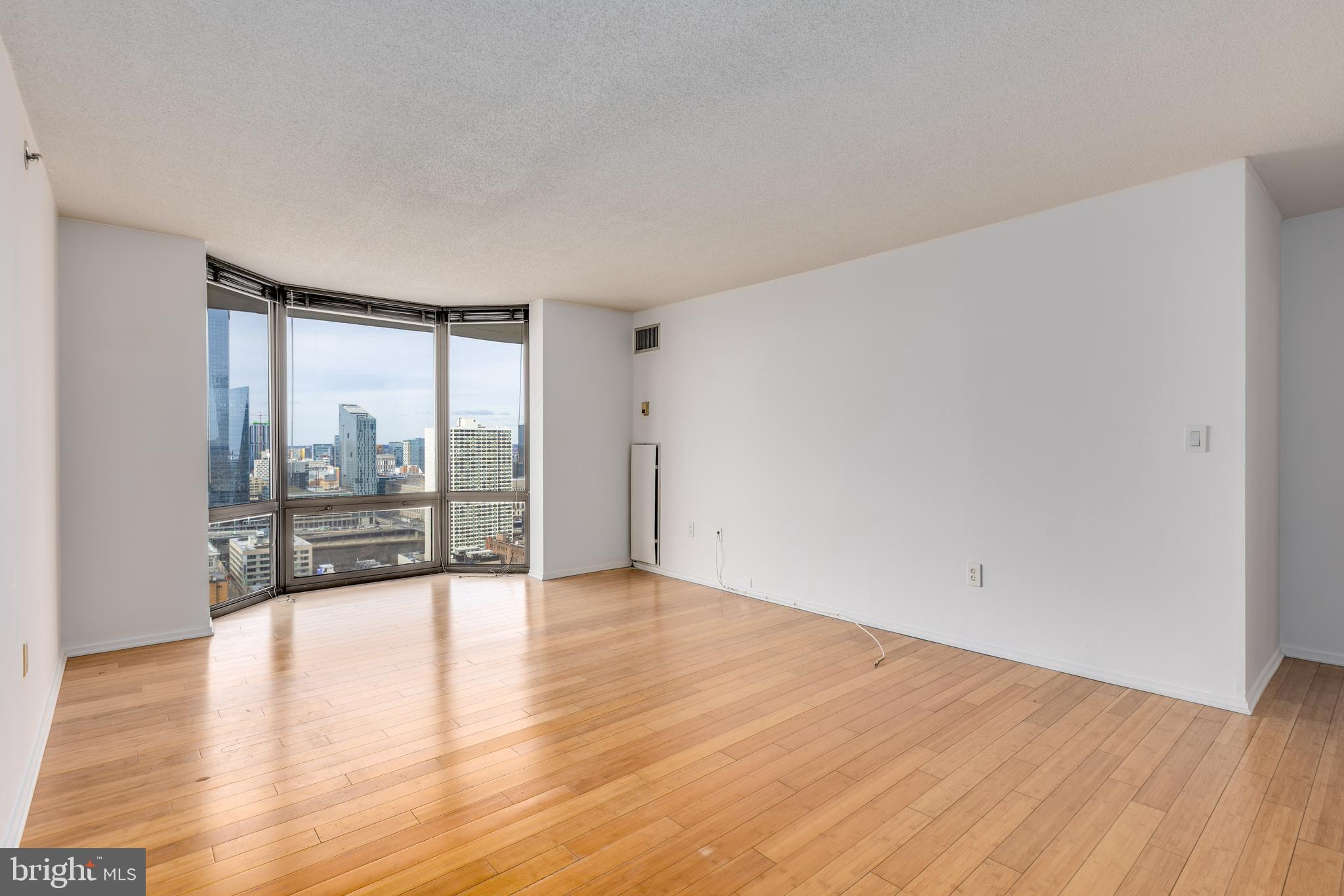 2020 WALNUT STREET 29J