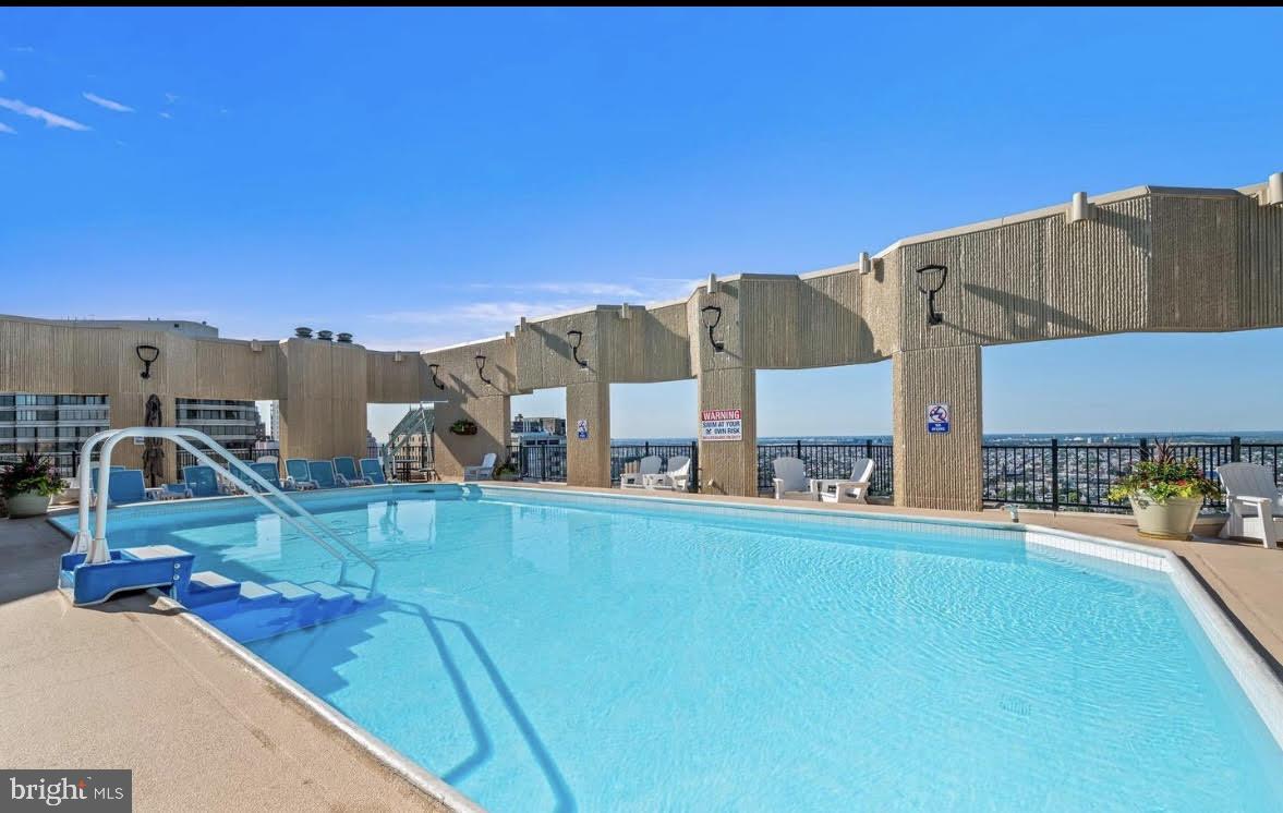 2020 WALNUT STREET 29J