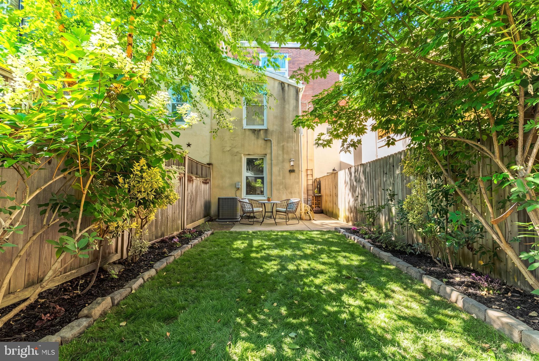 623 LOMBARD STREET