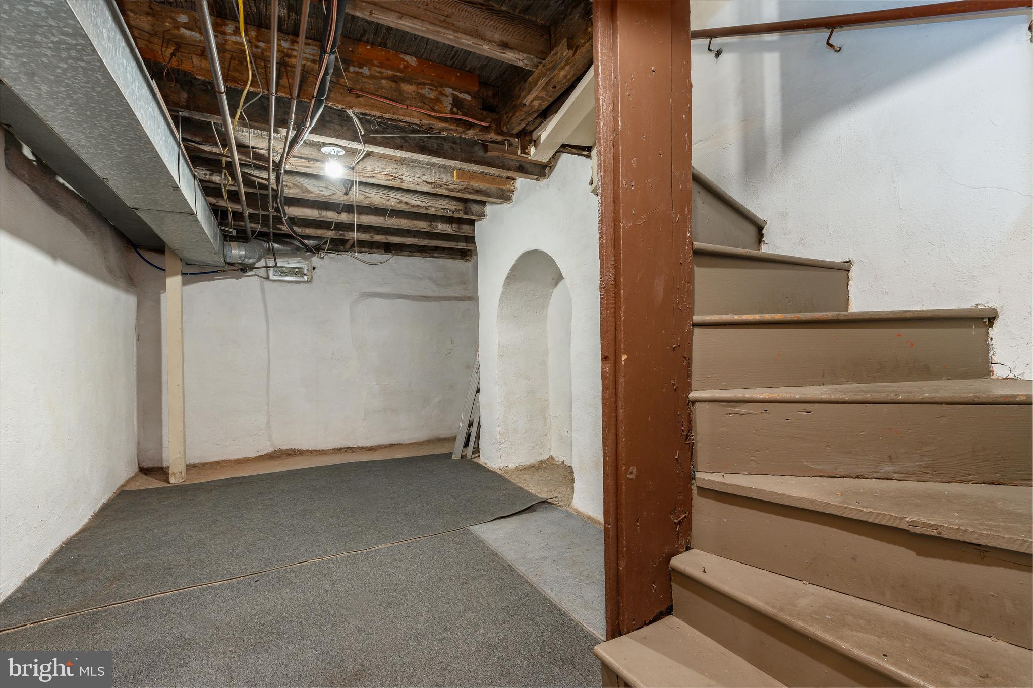 623 LOMBARD STREET