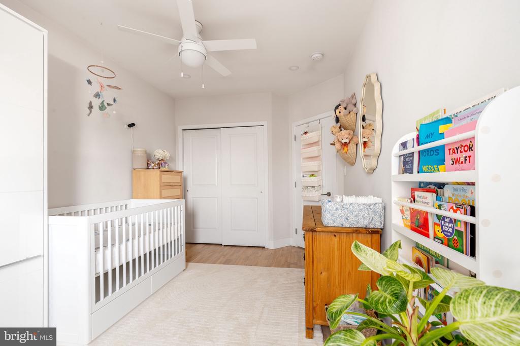 1733 CARPENTER STREET Unit: D