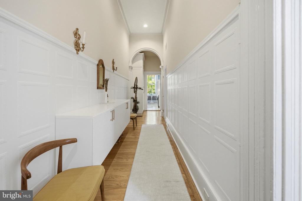 1108 SPRUCE STREET Unit: 2