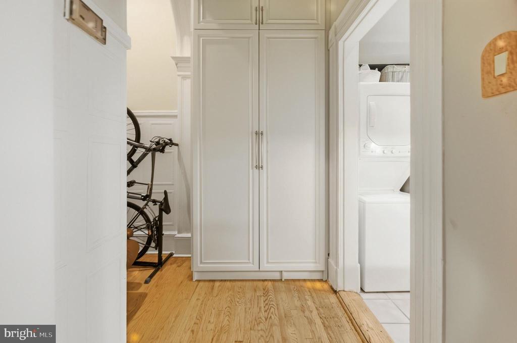 1108 SPRUCE STREET Unit: 2