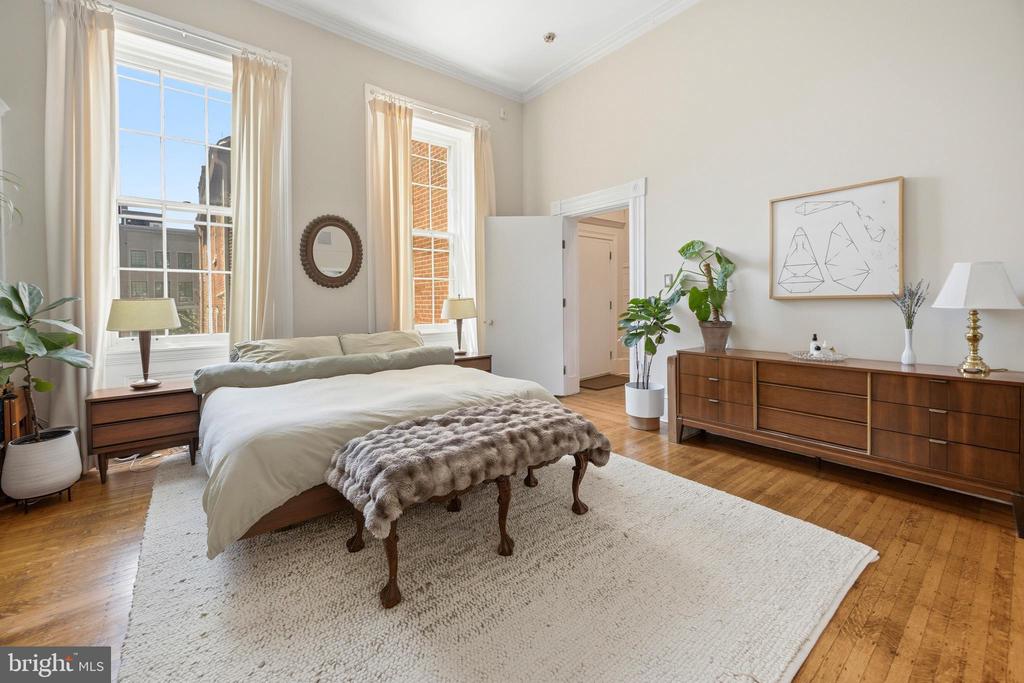 1108 SPRUCE STREET Unit: 2